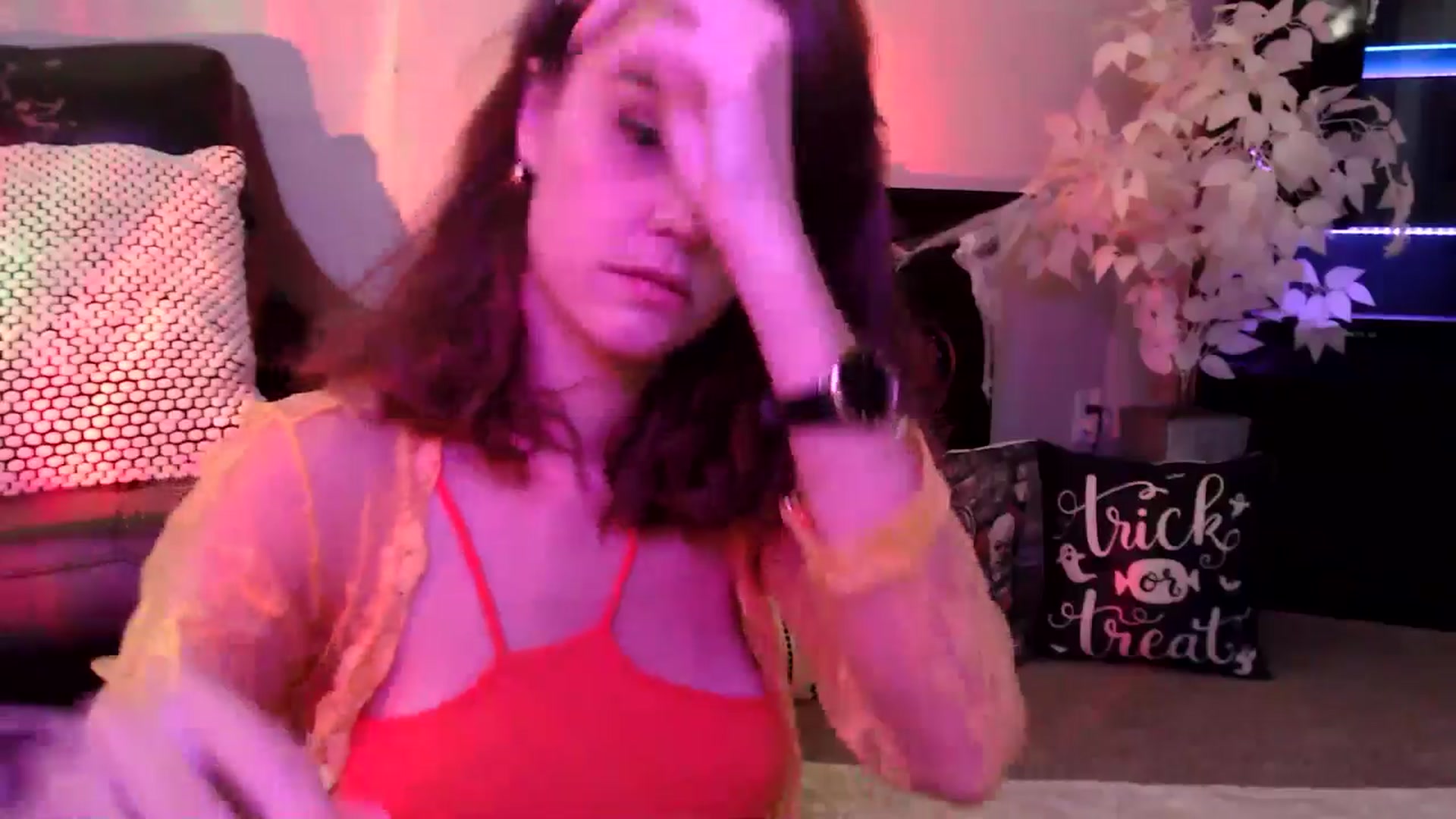 Gallery image thumbnail from HeidiKlumsy's myfreecams stream on, 10/02/2025, 18:35 image 19 of 20