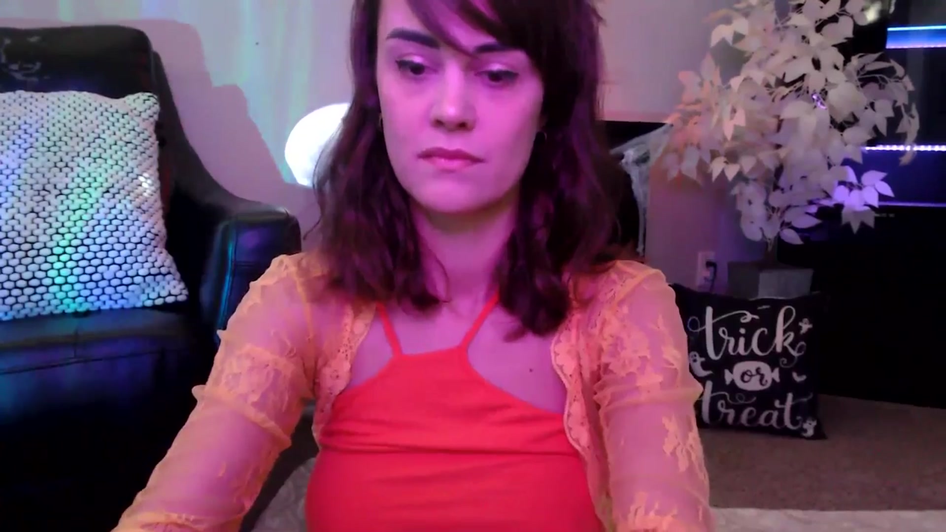 Gallery image thumbnail from HeidiKlumsy's myfreecams stream on, 10/02/2025, 18:35 image 17 of 20