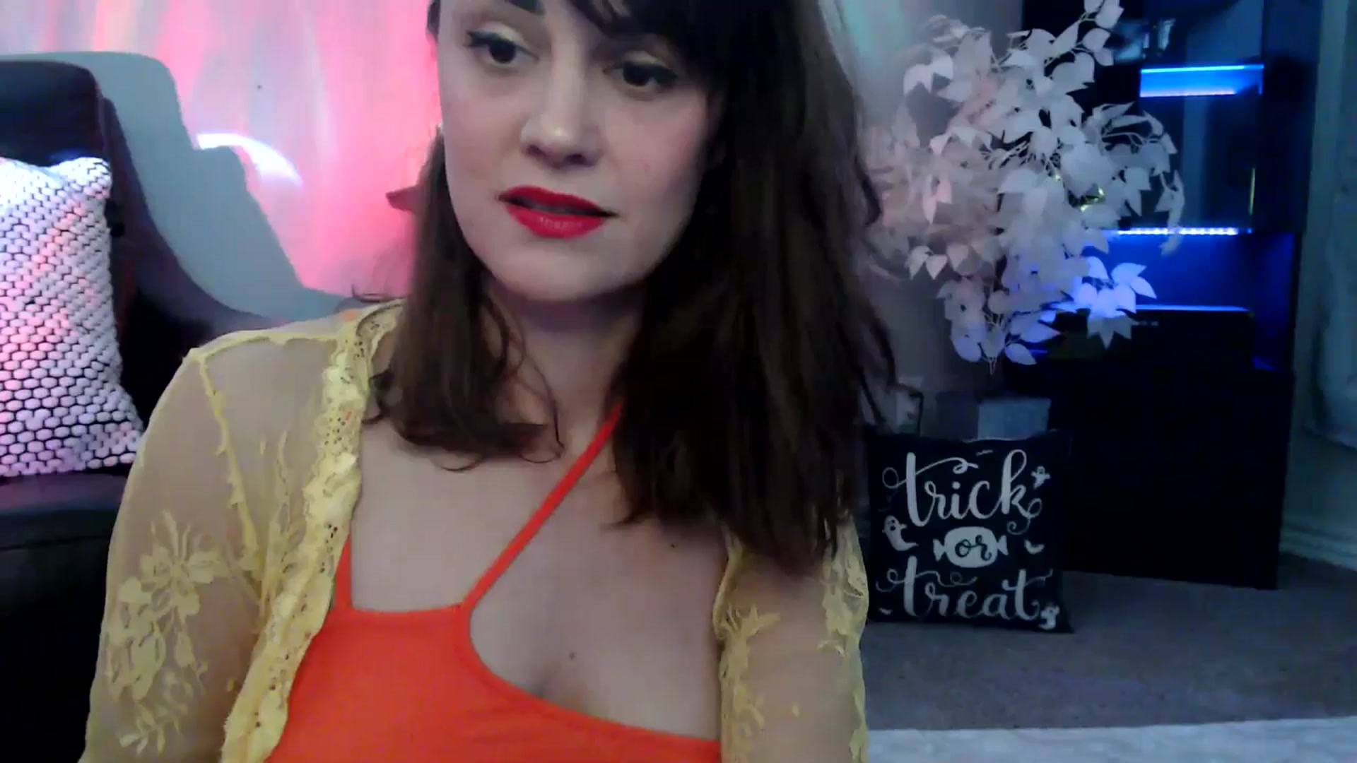 Gallery image thumbnail from HeidiKlumsy's myfreecams stream on, 10/02/2025, 19:53 image 20 of 20