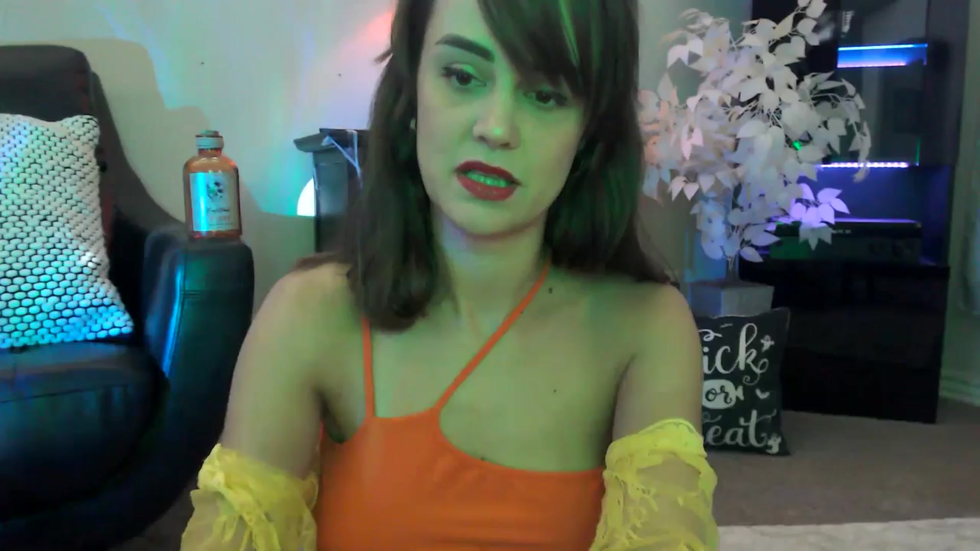 Gallery image thumbnail from HeidiKlumsy's myfreecams stream on, 10/02/2025, 19:53 image 7 of 20