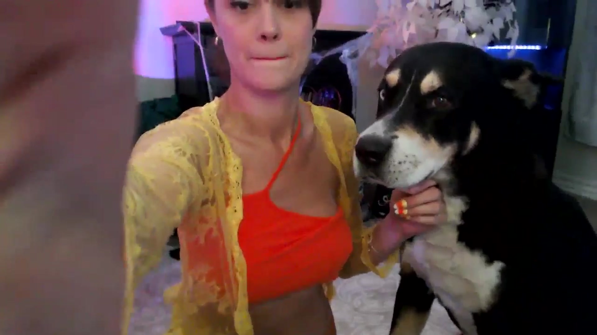 Gallery image thumbnail from HeidiKlumsy's myfreecams stream on, 10/02/2025, 20:24 image 7 of 20