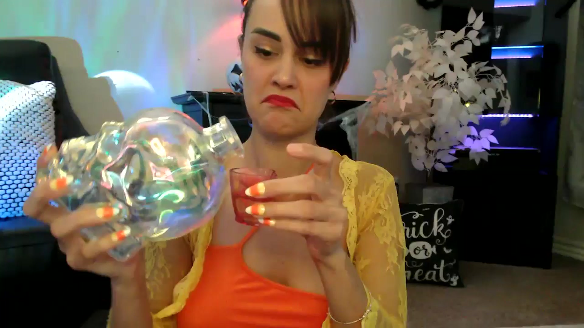 Gallery image thumbnail from HeidiKlumsy's myfreecams stream on, 10/02/2025, 20:24 image 1 of 20