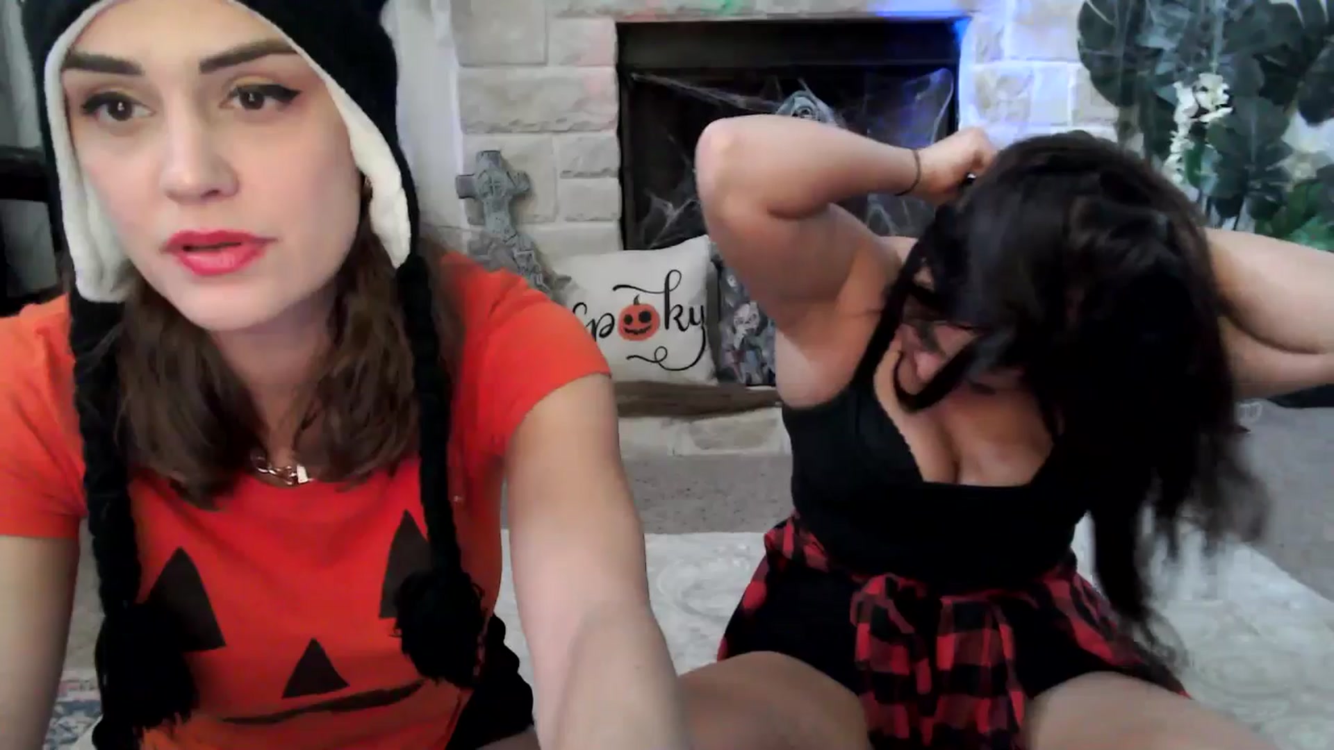 Gallery image thumbnail from HeidiKlumsy's myfreecams stream on, 10/08/2025, 22:14 image 11 of 20