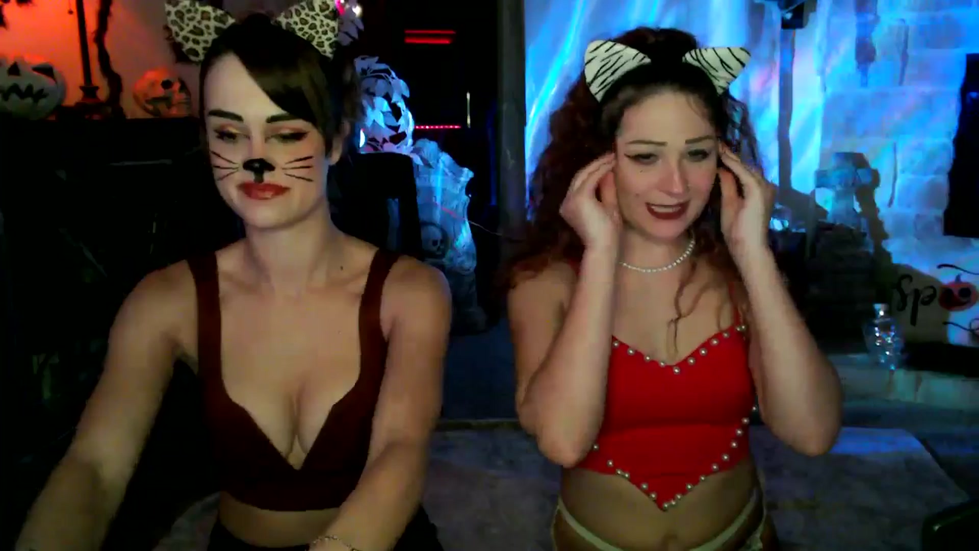 Gallery image thumbnail from HeidiKlumsy's myfreecams stream on, 10/10/2025, 03:07 image 7 of 20