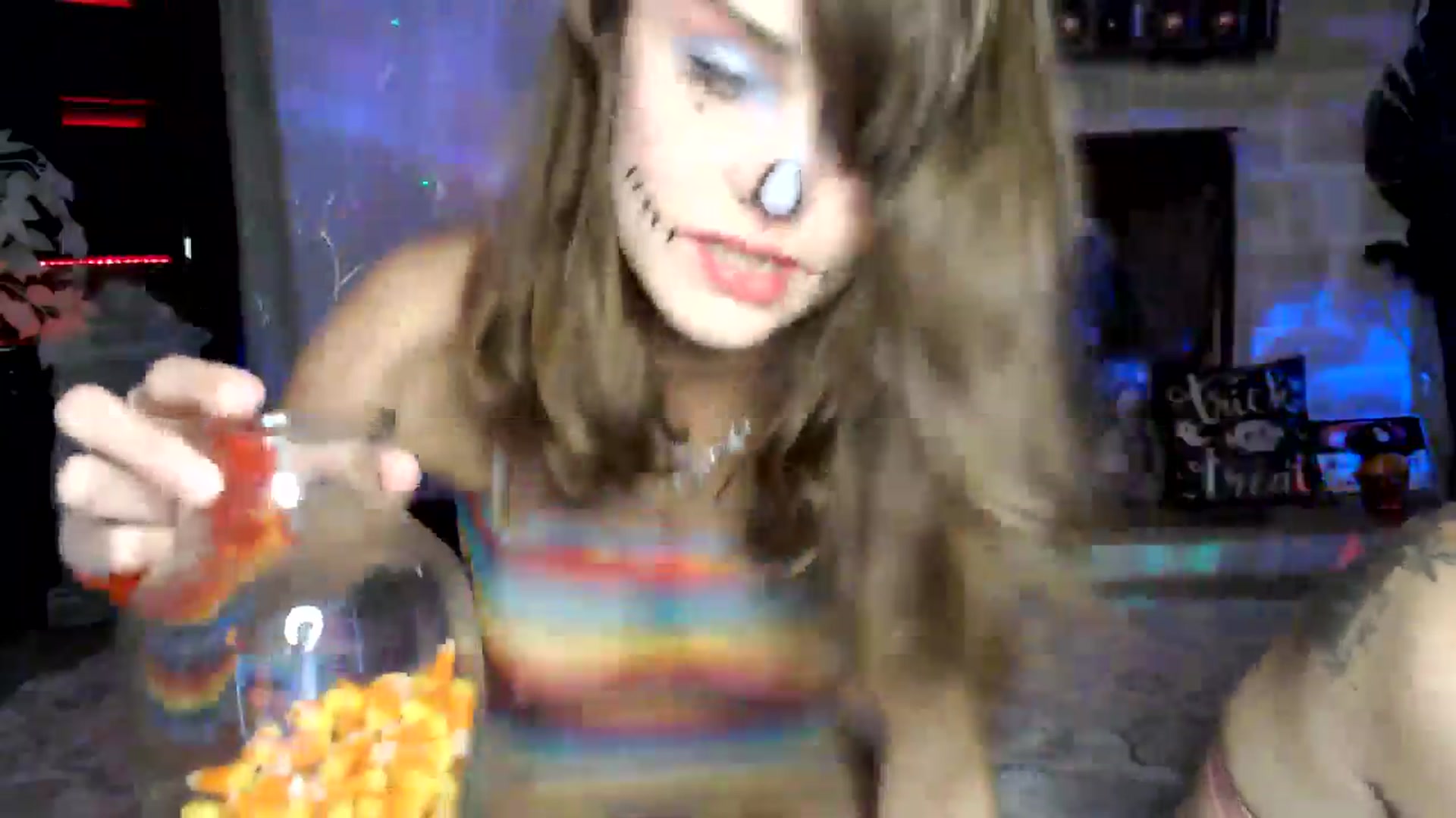 Gallery image thumbnail from HeidiKlumsy's myfreecams stream on, 10/11/2025, 03:13 image 8 of 20