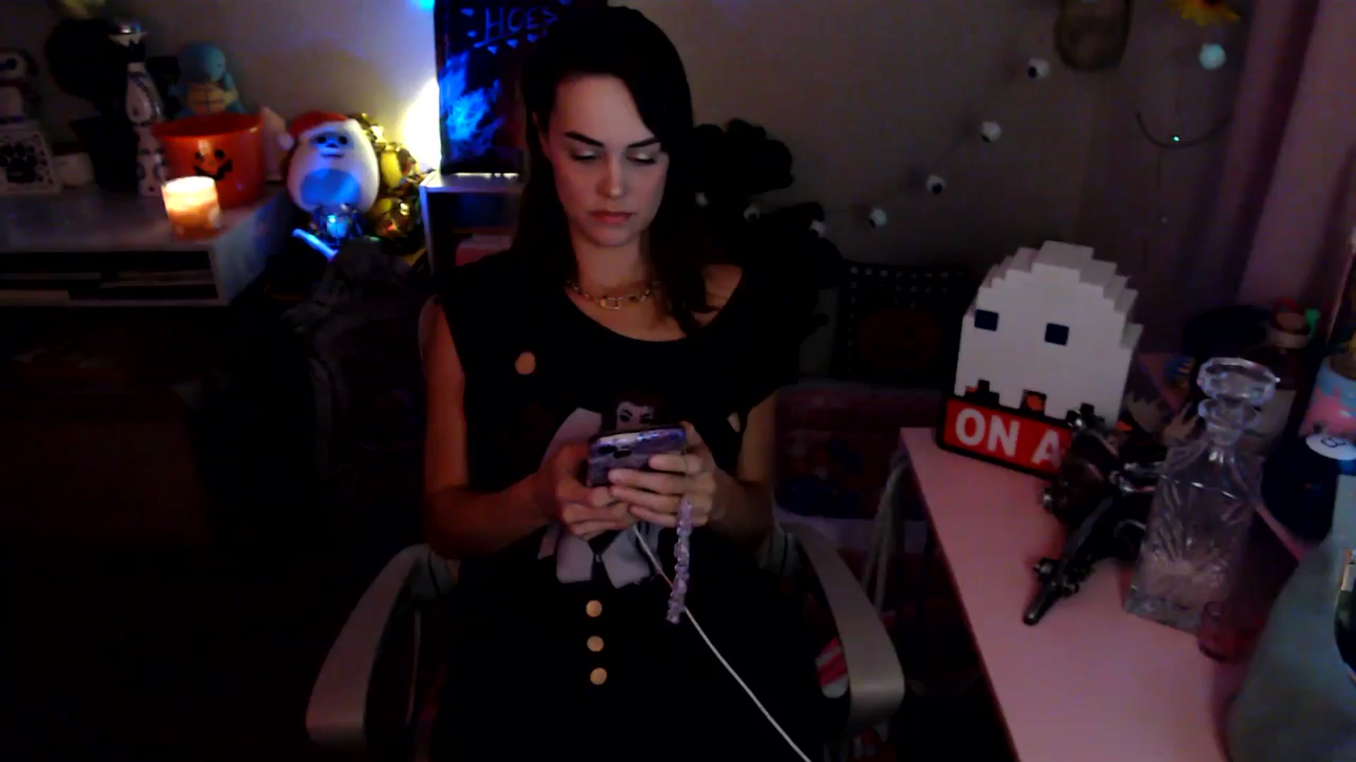 Gallery image thumbnail from HeidiKlumsy's myfreecams stream on, 10/13/2025, 24:01 image 1 of 20