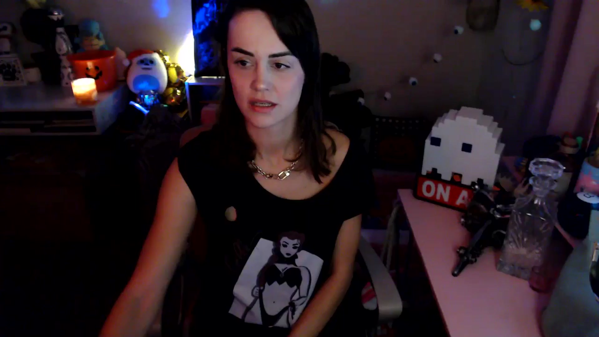 Gallery image thumbnail from HeidiKlumsy's myfreecams stream on, 10/13/2025, 24:01 image 4 of 20