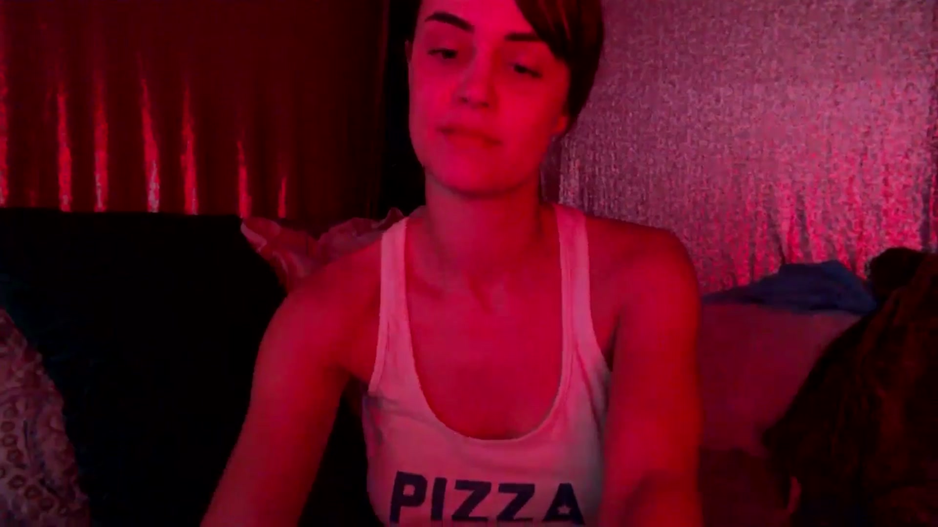 Gallery image thumbnail from HeidiKlumsy's myfreecams stream on, 10/13/2025, 05:43 image 6 of 20