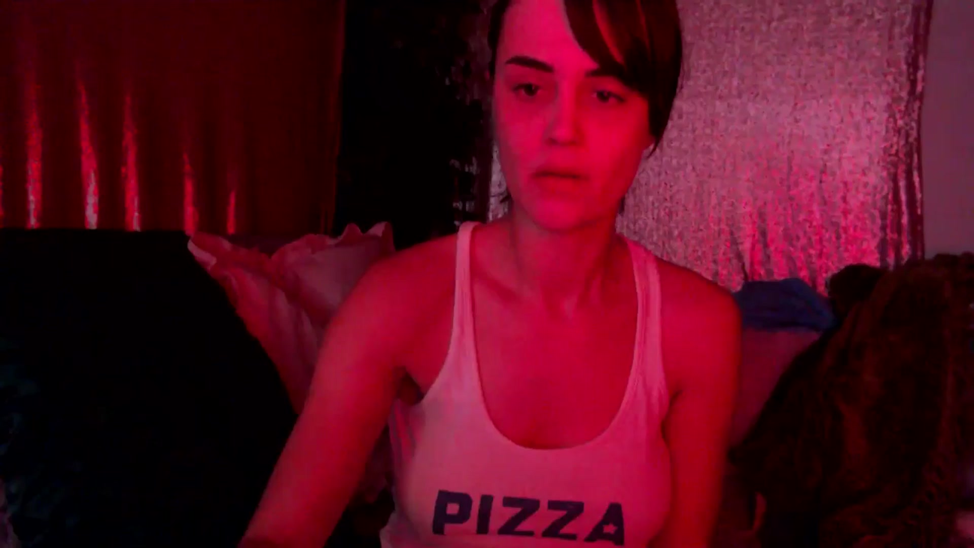 Gallery image thumbnail from HeidiKlumsy's myfreecams stream on, 10/13/2025, 05:43 image 18 of 20