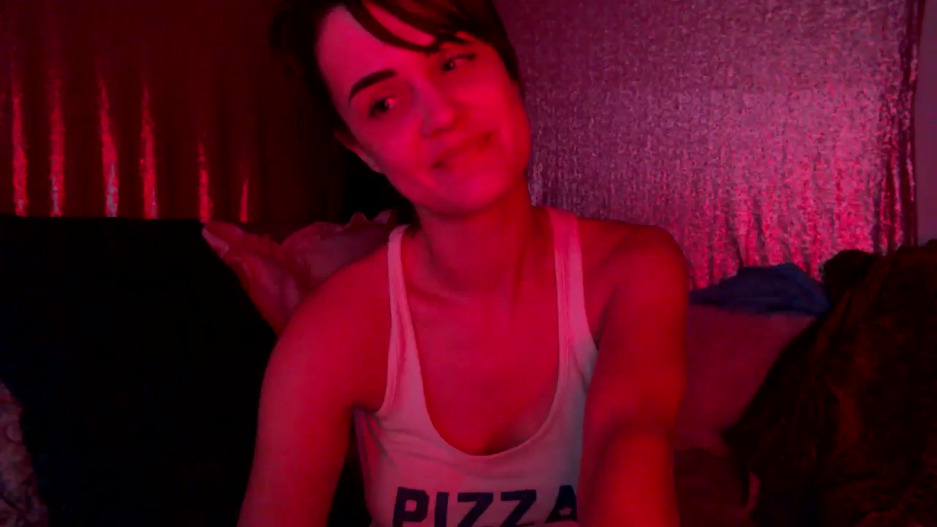 Gallery image thumbnail from HeidiKlumsy's myfreecams stream on, 10/13/2025, 05:43 image 10 of 20