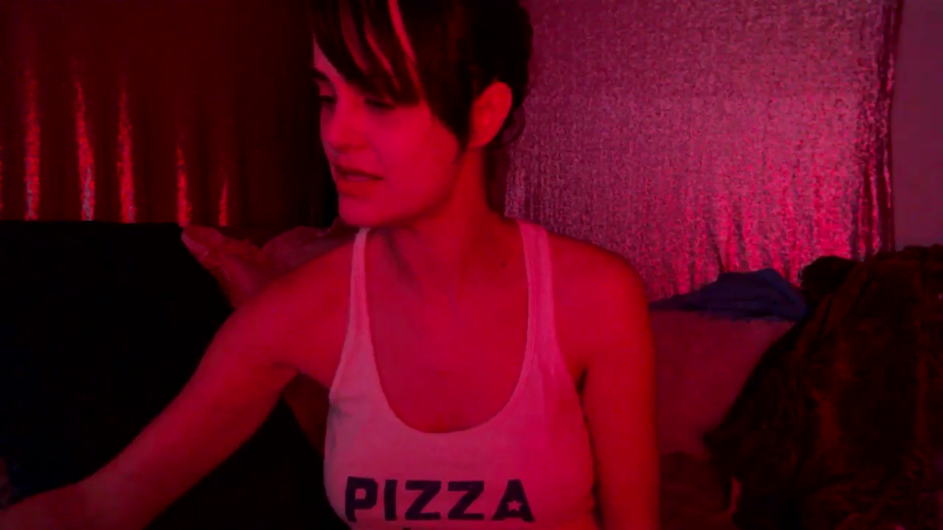Gallery image thumbnail from HeidiKlumsy's myfreecams stream on, 10/13/2025, 05:43 image 15 of 20