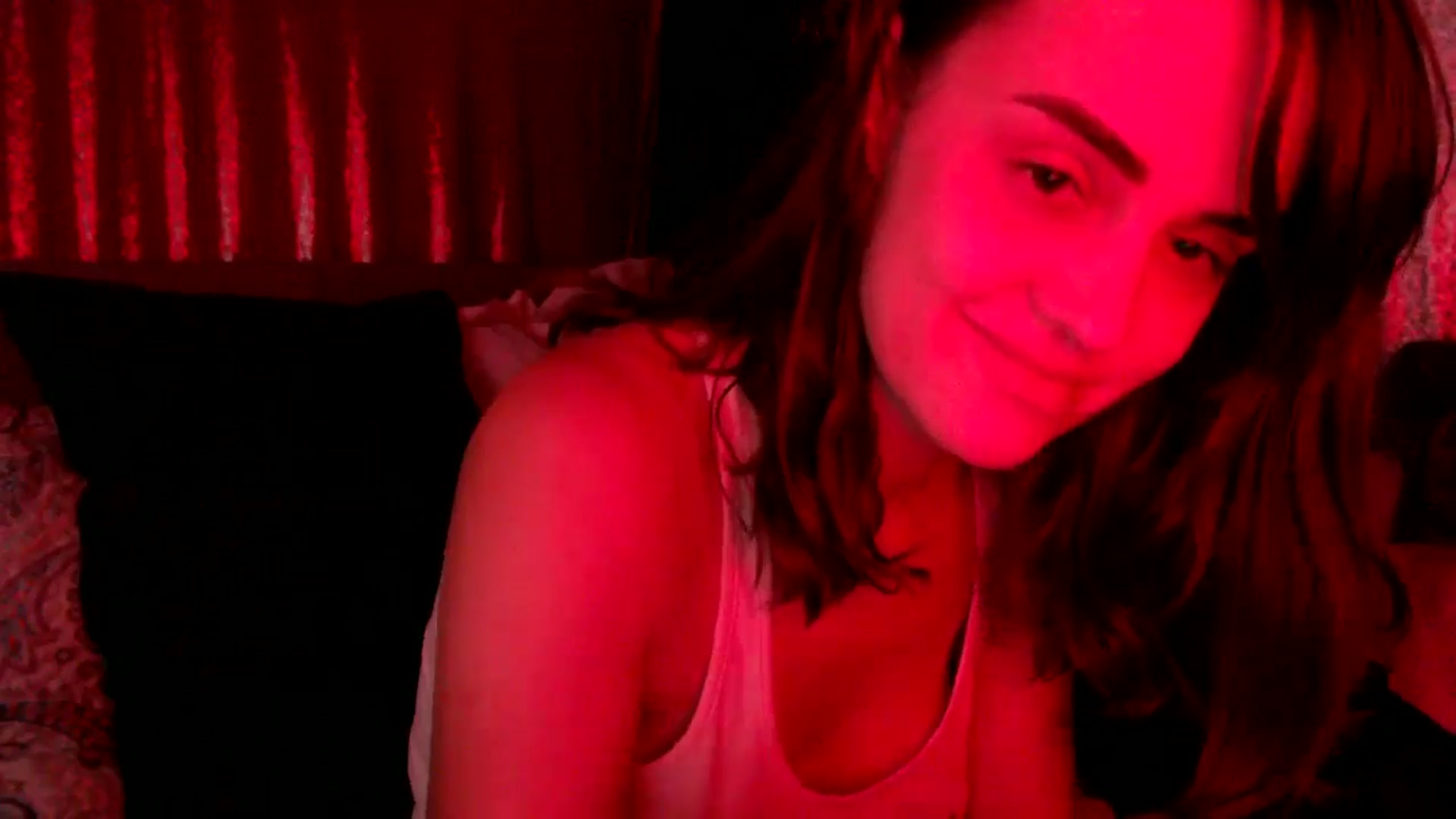 Gallery image thumbnail from HeidiKlumsy's myfreecams stream on, 10/13/2025, 06:55 image 8 of 20