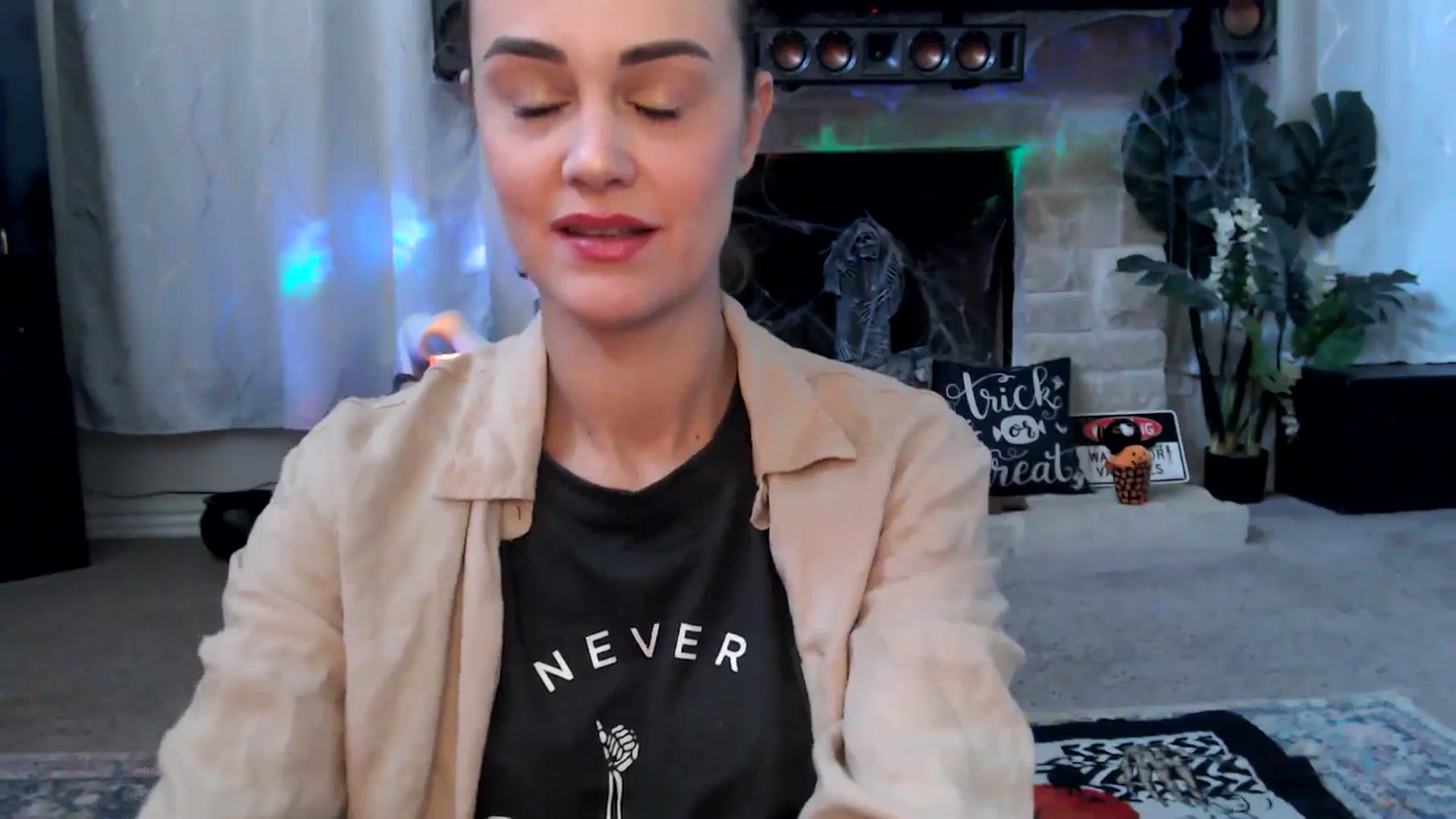 Gallery image thumbnail from HeidiKlumsy's myfreecams stream on, 10/13/2025, 21:52 image 2 of 20