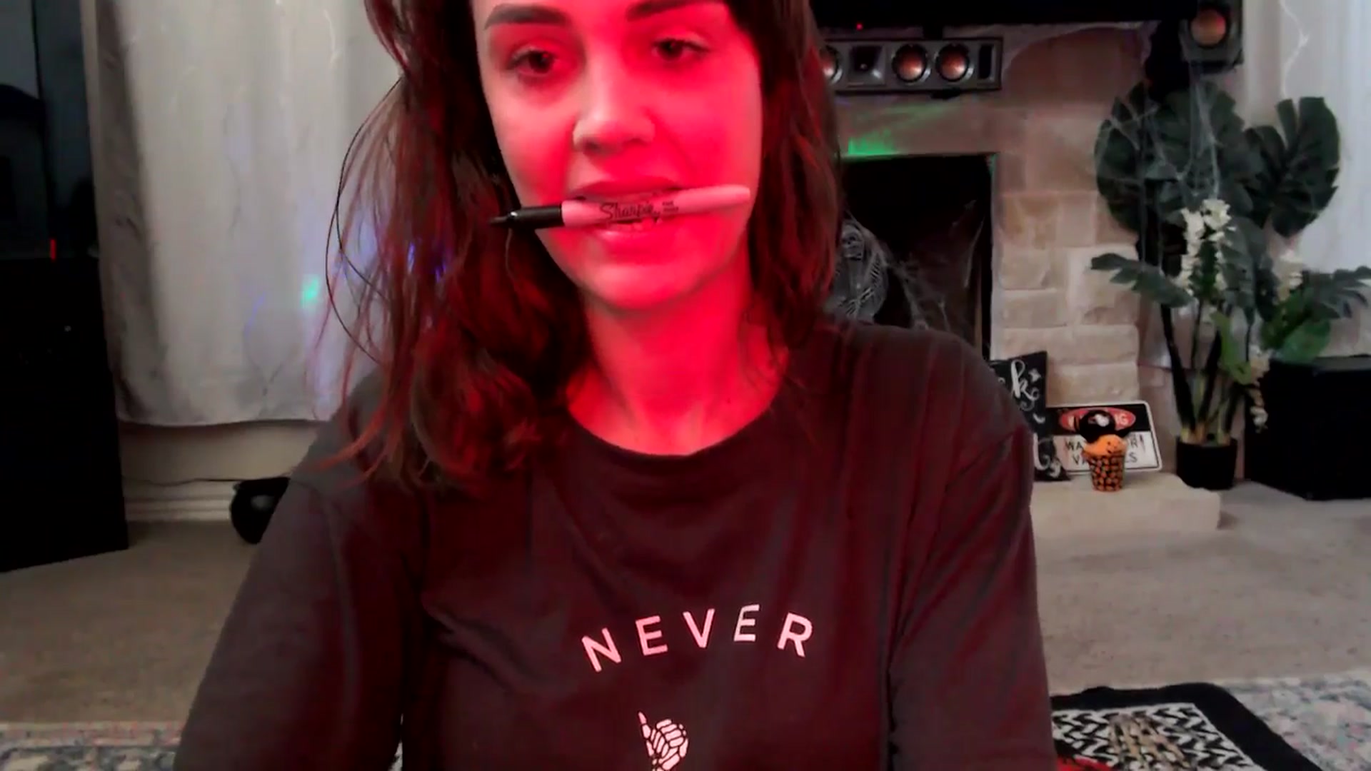 Gallery image thumbnail from HeidiKlumsy's myfreecams stream on, 10/13/2025, 22:18 image 17 of 20