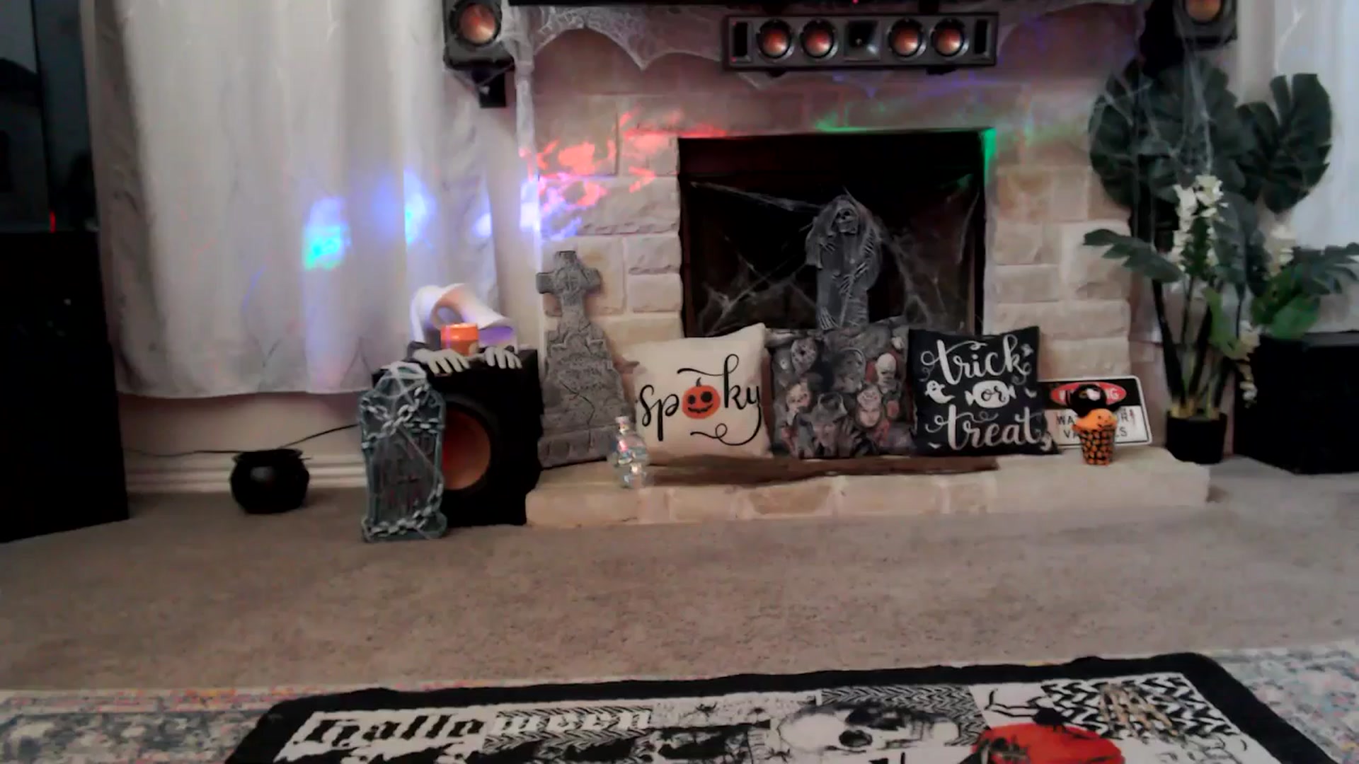 Gallery image thumbnail from HeidiKlumsy's myfreecams stream on, 10/13/2025, 22:36 image 1 of 20