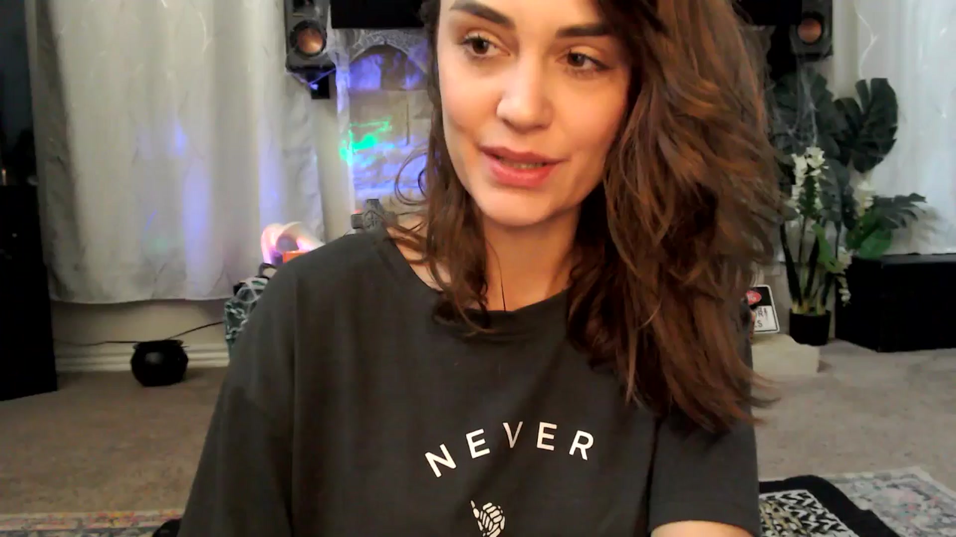 Gallery image thumbnail from HeidiKlumsy's myfreecams stream on, 10/13/2025, 22:36 image 19 of 20