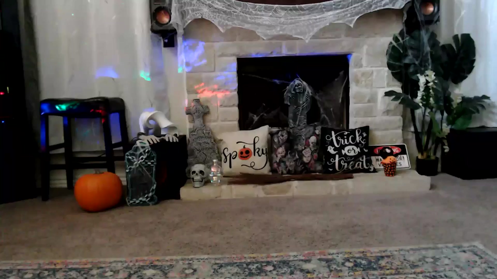 Gallery image thumbnail from HeidiKlumsy's myfreecams stream on, 10/14/2025, 22:41 image 19 of 20