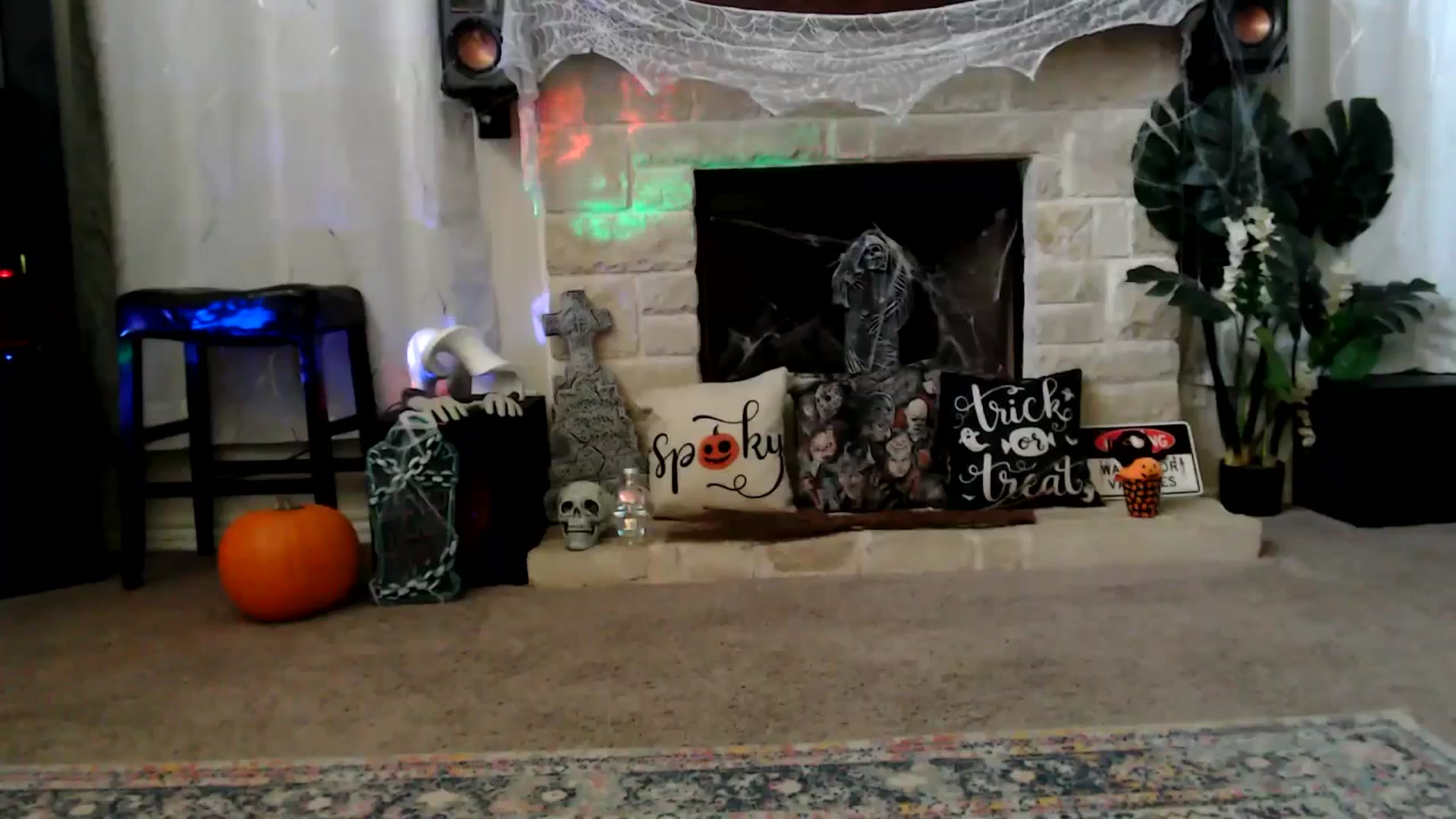 Gallery image thumbnail from HeidiKlumsy's myfreecams stream on, 10/14/2025, 22:41 image 18 of 20