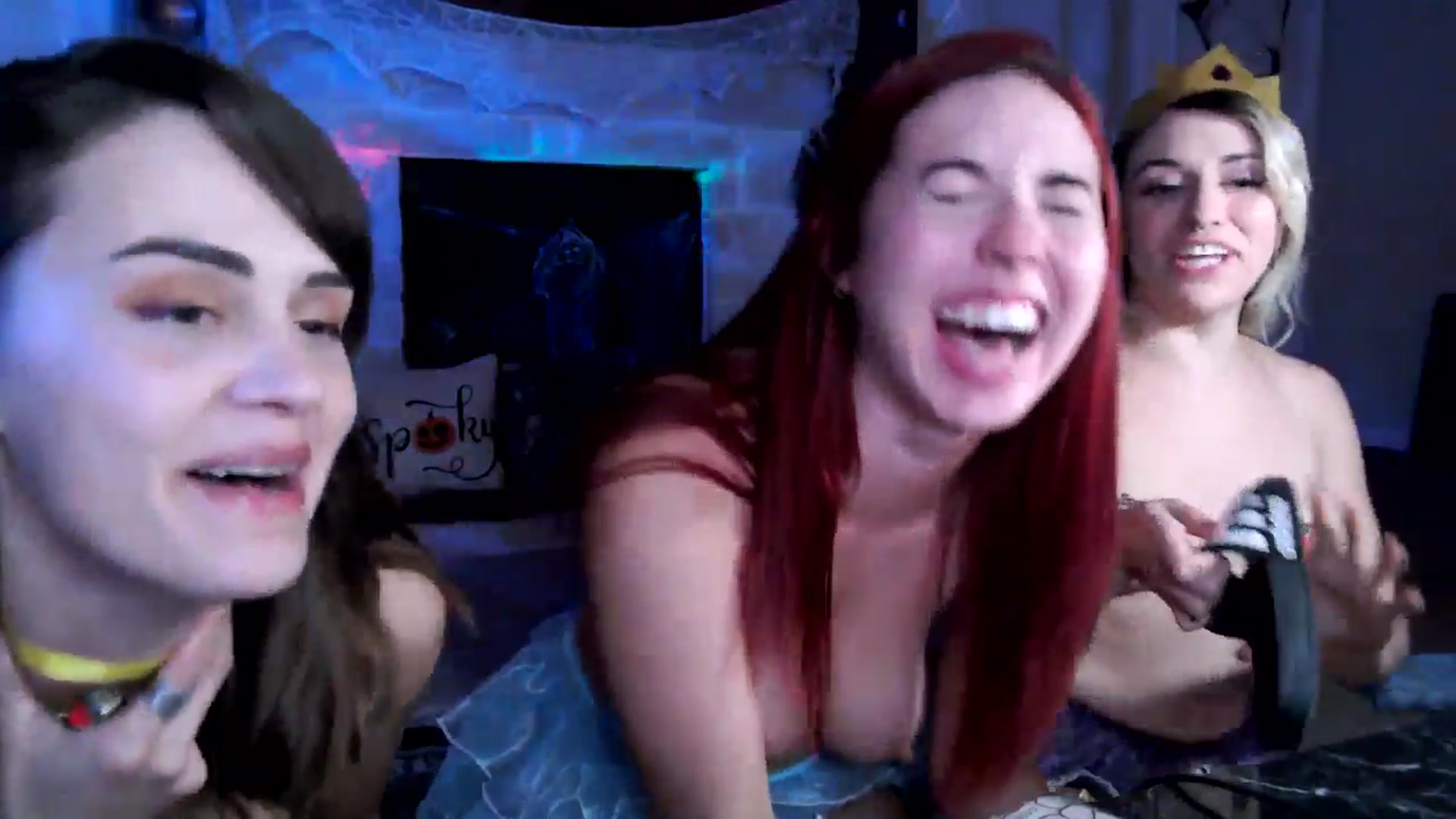 Gallery image thumbnail from HeidiKlumsy's myfreecams stream on, 10/15/2025, 05:39 image 18 of 20