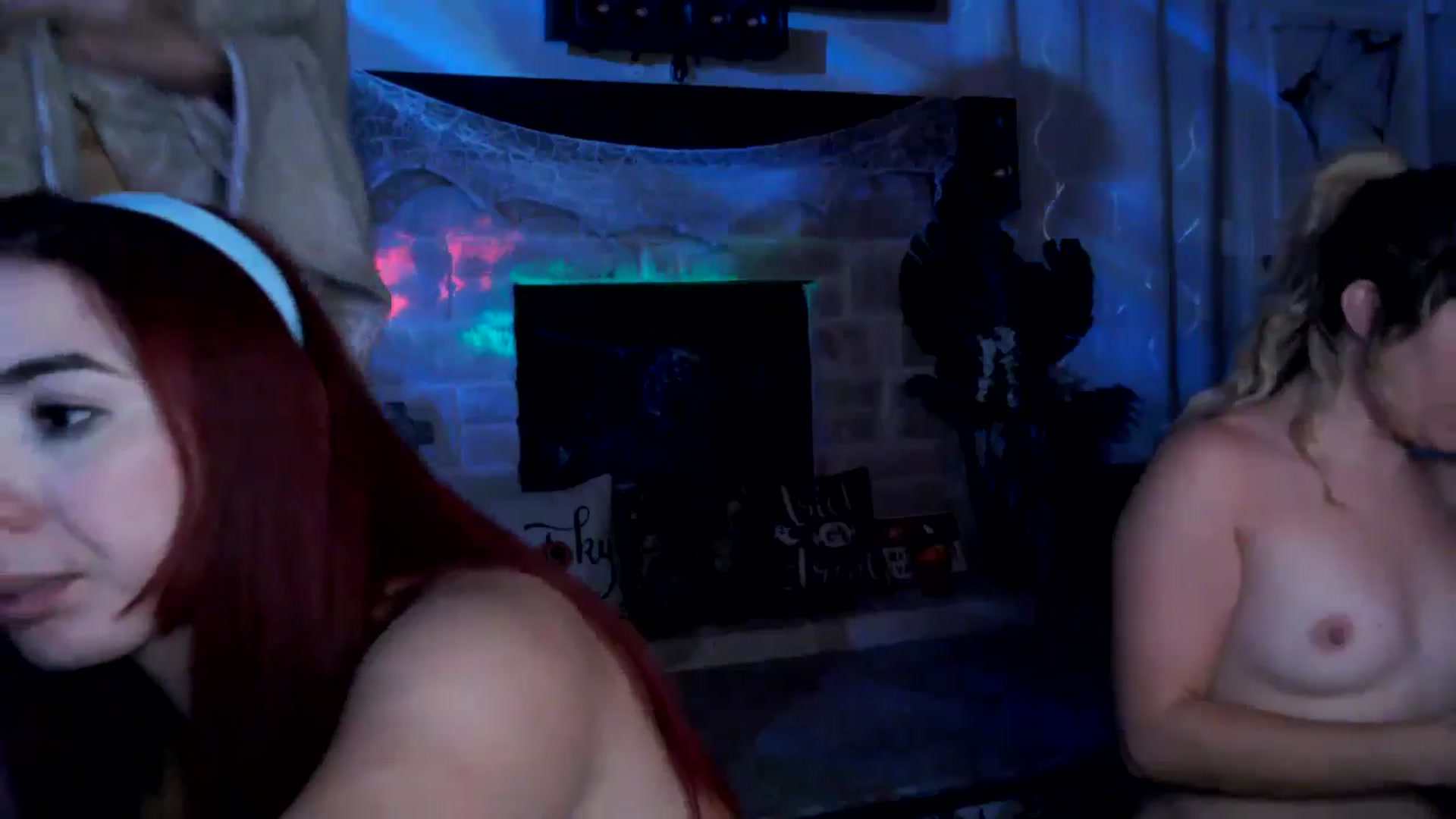 Gallery image thumbnail from HeidiKlumsy's myfreecams stream on, 10/15/2025, 07:35 image 18 of 20