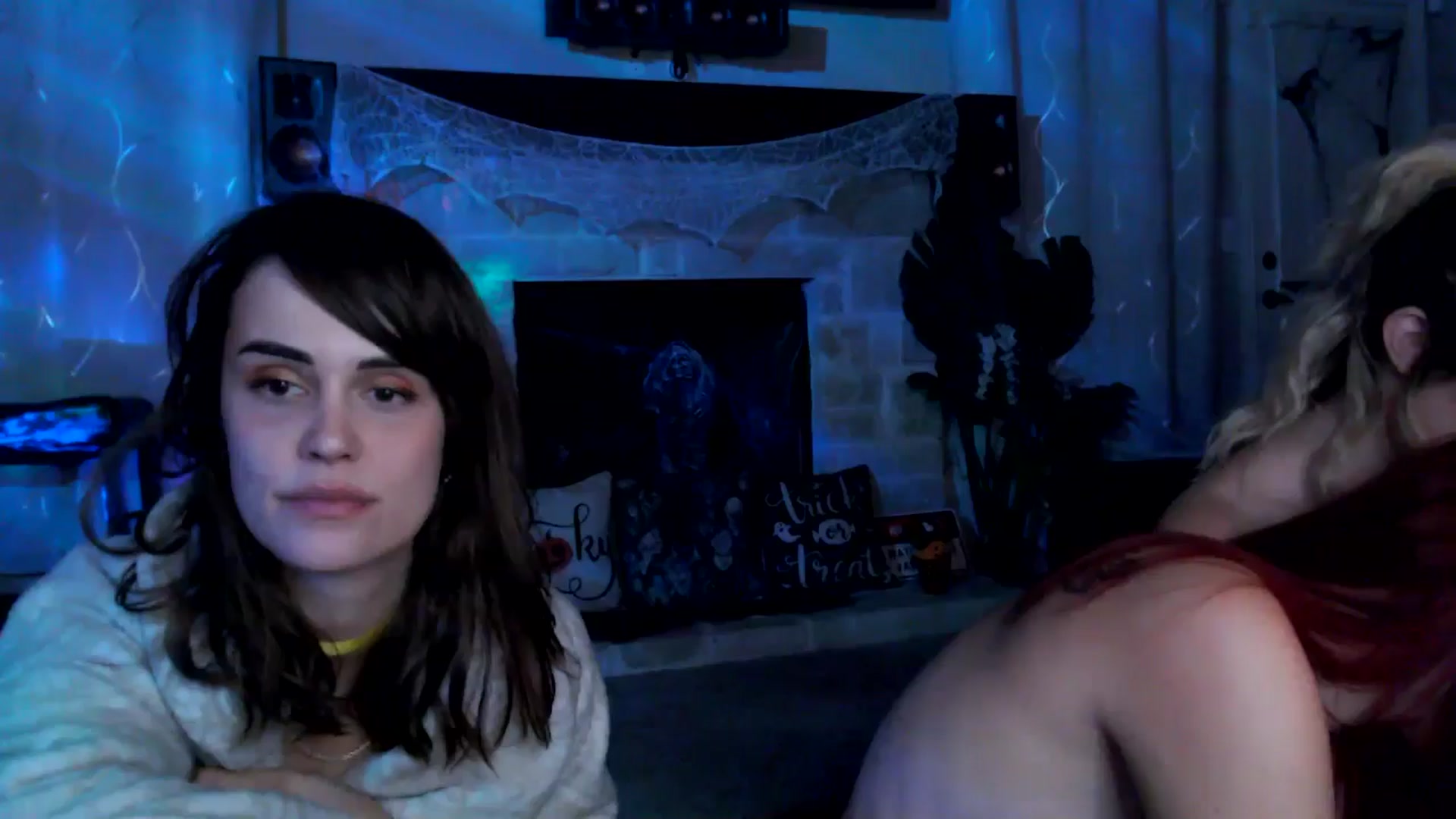 Gallery image thumbnail from HeidiKlumsy's myfreecams stream on, 10/15/2025, 07:35 image 19 of 20