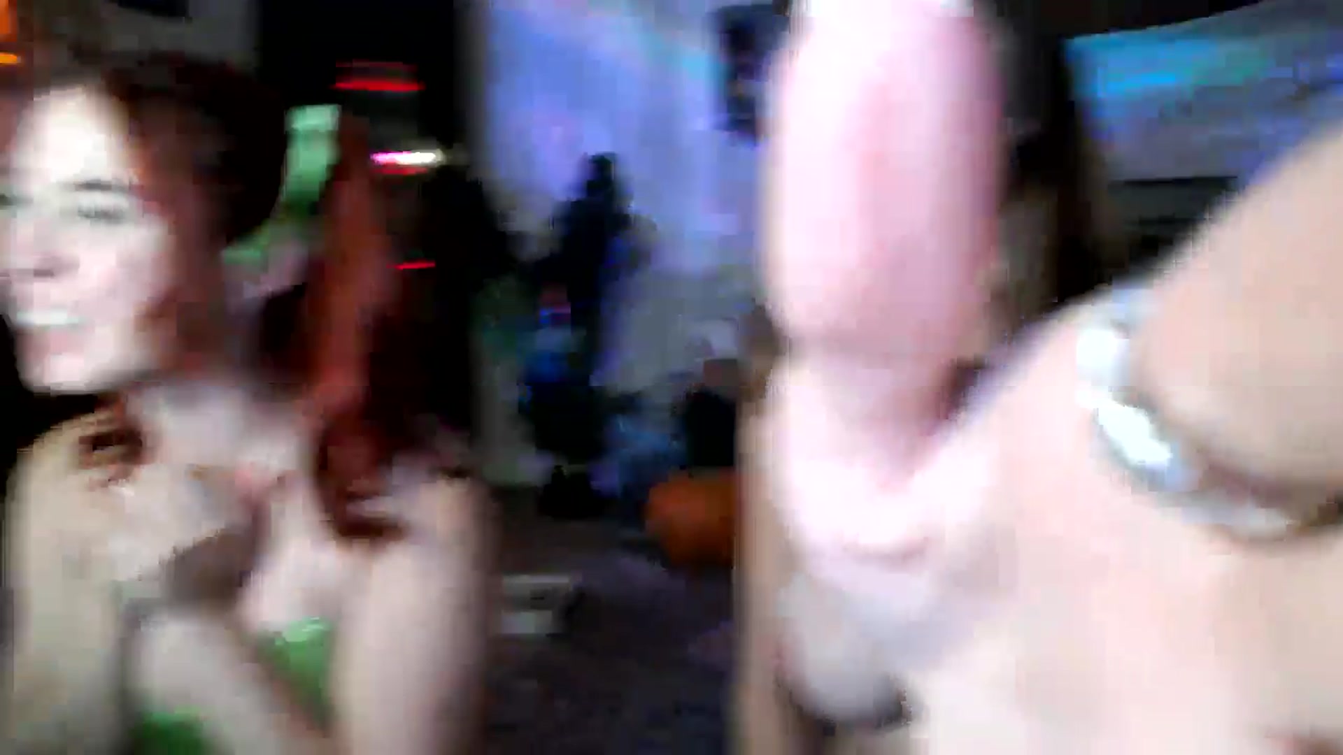 Gallery image thumbnail from HeidiKlumsy's myfreecams stream on, 10/17/2025, 07:34 image 18 of 20
