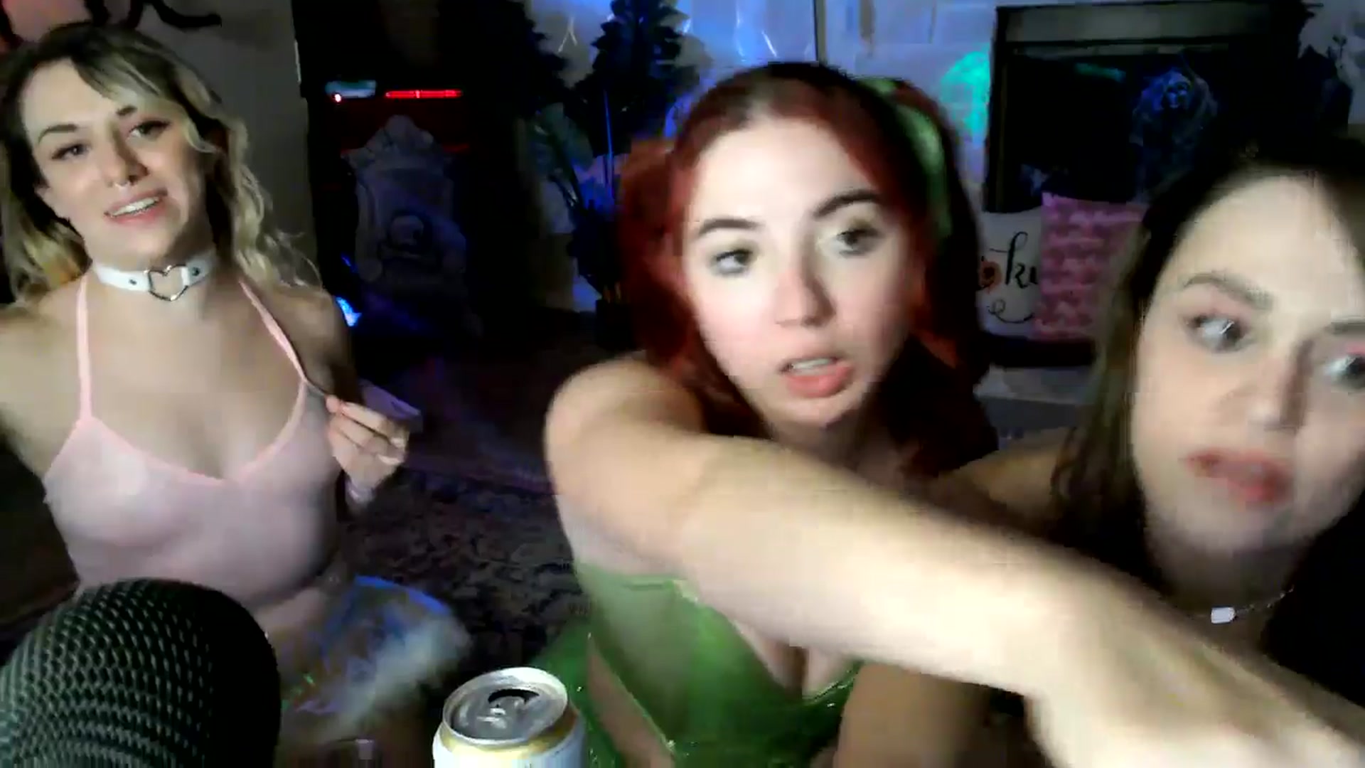 Gallery image thumbnail from HeidiKlumsy's myfreecams stream on, 10/17/2025, 08:58 image 8 of 20