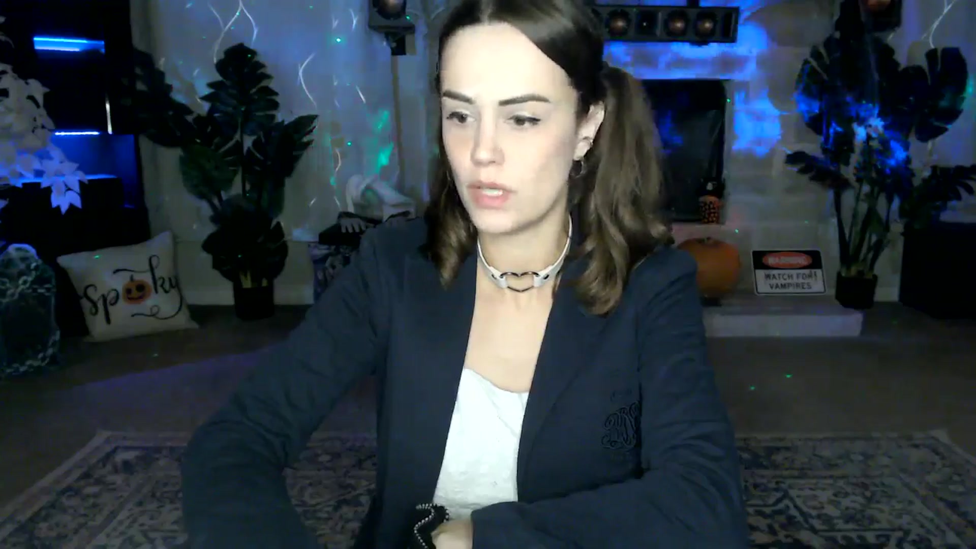 Gallery image thumbnail from HeidiKlumsy's myfreecams stream on, 10/23/2025, 02:11 image 2 of 20