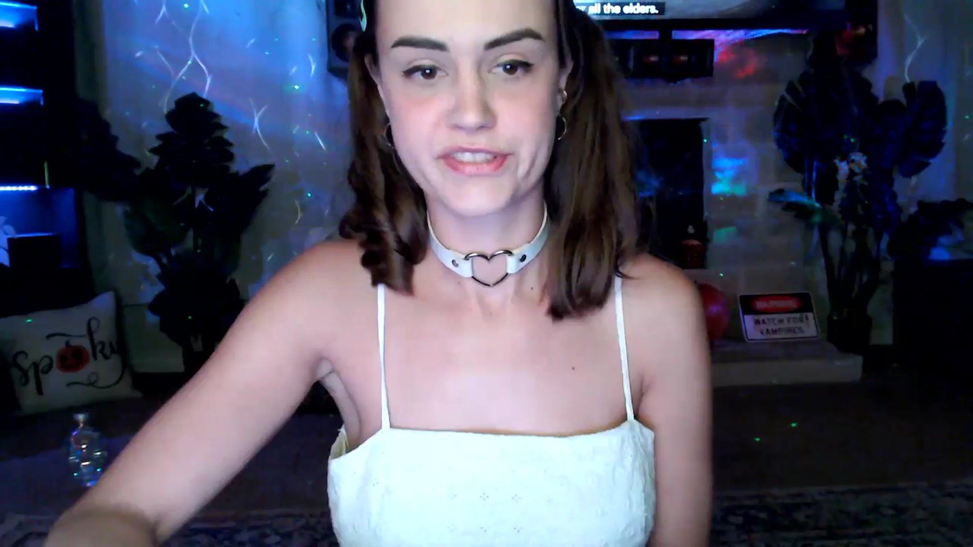 Gallery image thumbnail from HeidiKlumsy's myfreecams stream on, 10/23/2025, 03:10 image 12 of 20