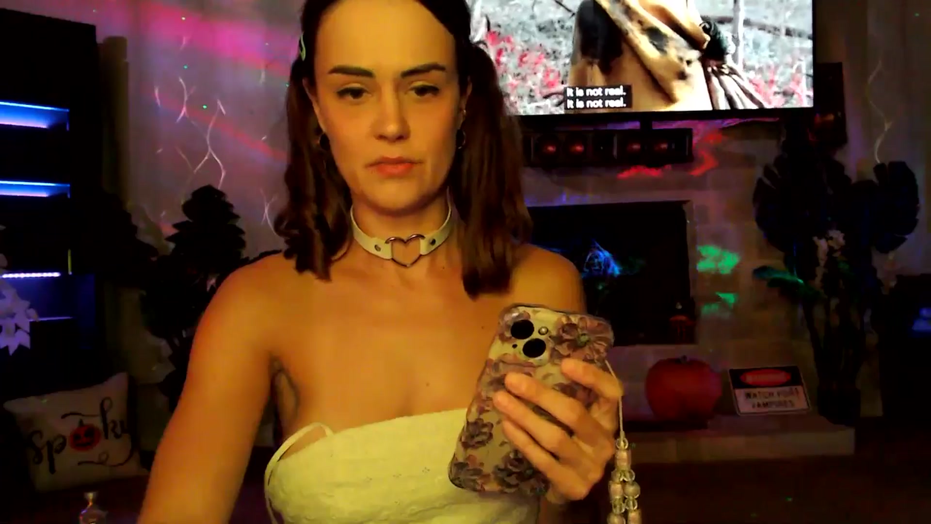 Gallery image thumbnail from HeidiKlumsy's myfreecams stream on, 10/23/2025, 03:10 image 16 of 20