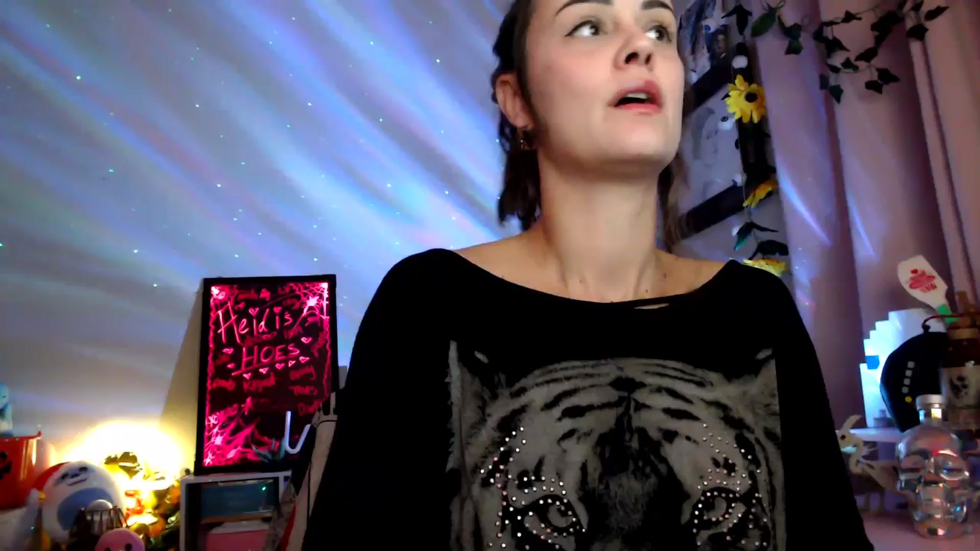 Gallery image thumbnail from HeidiKlumsy's myfreecams stream on, 10/23/2025, 05:31 image 1 of 20
