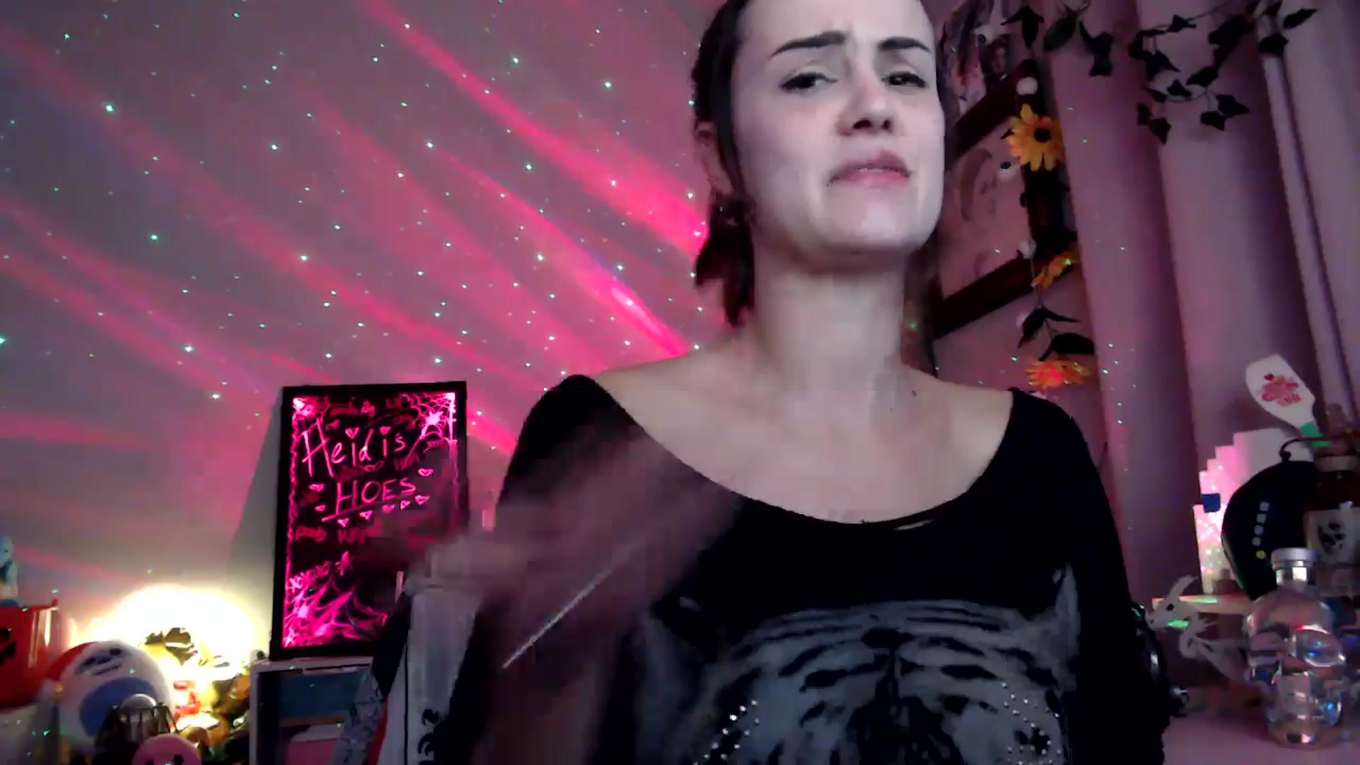 Gallery image thumbnail from HeidiKlumsy's myfreecams stream on, 10/23/2025, 05:31 image 2 of 20