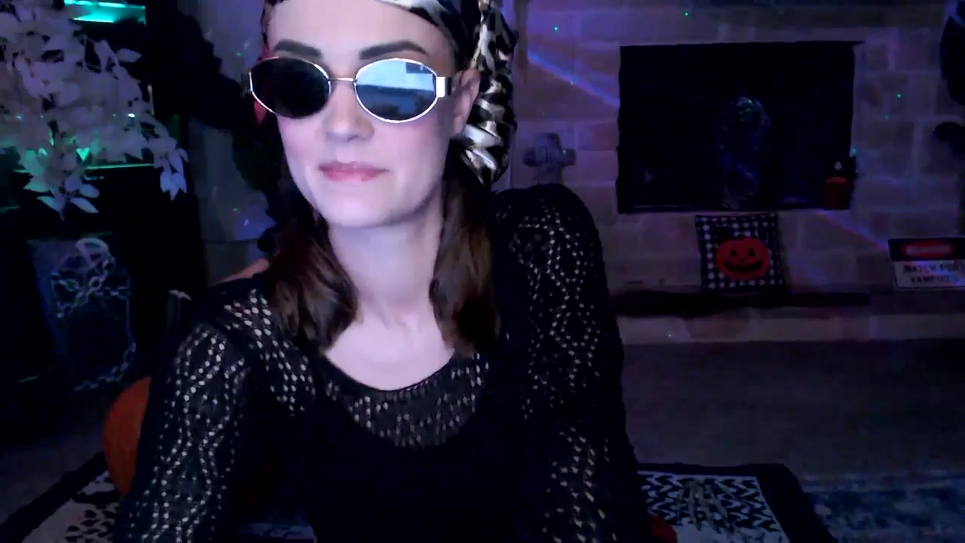 Gallery image thumbnail from HeidiKlumsy's myfreecams stream on, 10/29/2025, 02:52 image 4 of 20