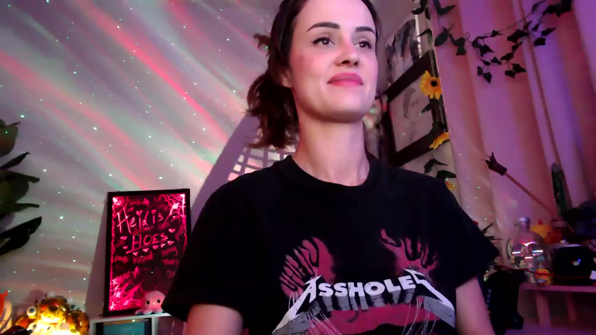 Gallery image thumbnail from HeidiKlumsy's myfreecams stream on, 11/05/2025, 23:00 image 1 of 20