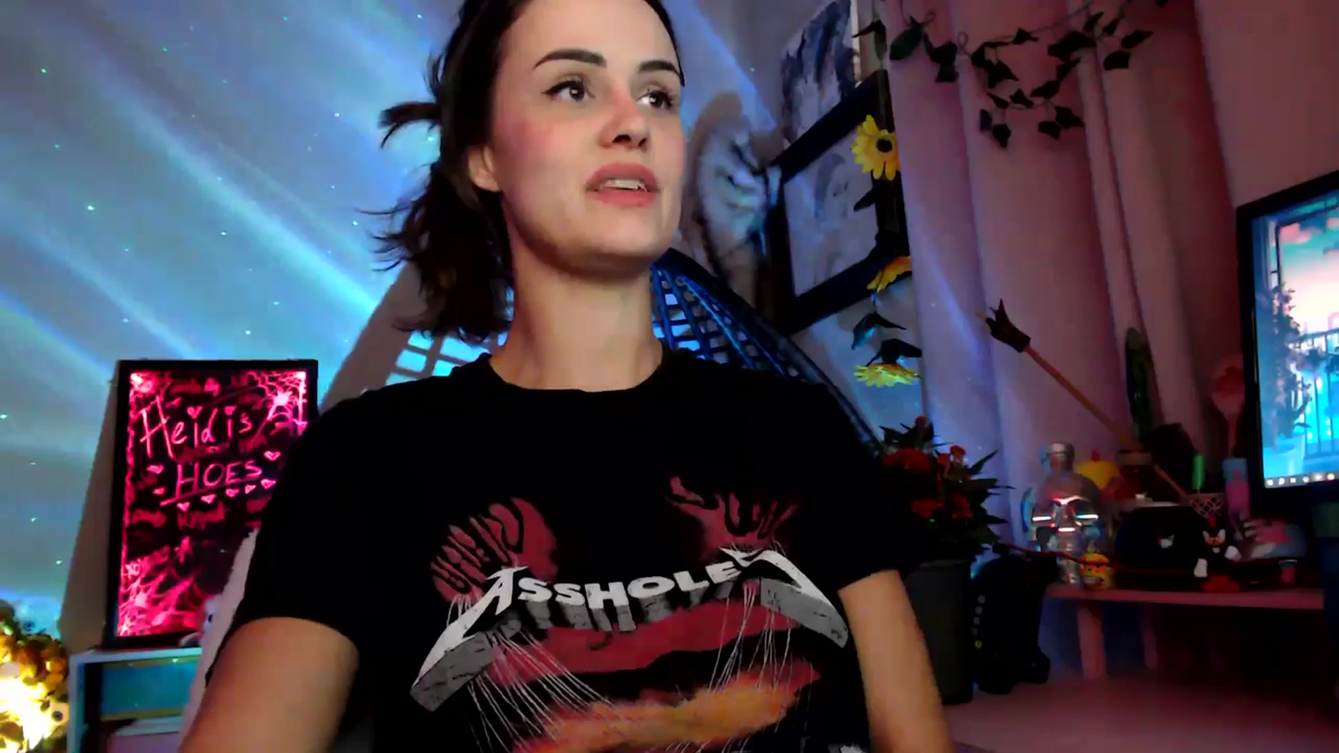 Gallery image thumbnail from HeidiKlumsy's myfreecams stream on, 11/05/2025, 23:00 image 18 of 20