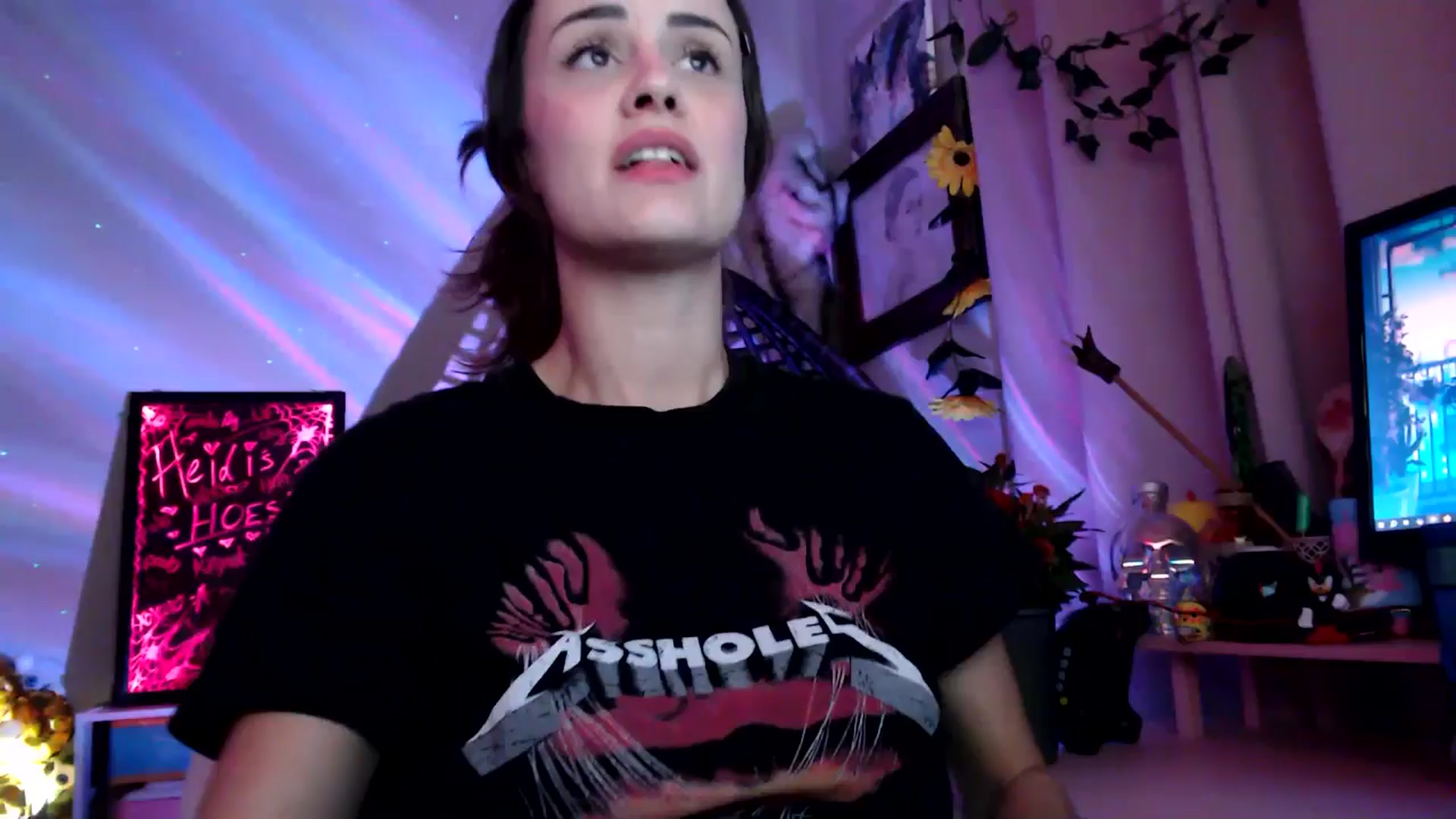 Gallery image thumbnail from HeidiKlumsy's myfreecams stream on, 11/05/2025, 23:00 image 20 of 20