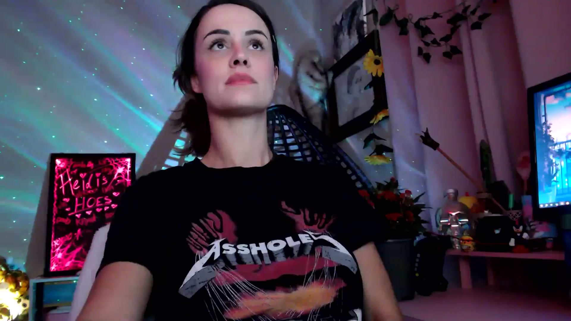 Gallery image thumbnail from HeidiKlumsy's myfreecams stream on, 11/05/2025, 23:00 image 19 of 20