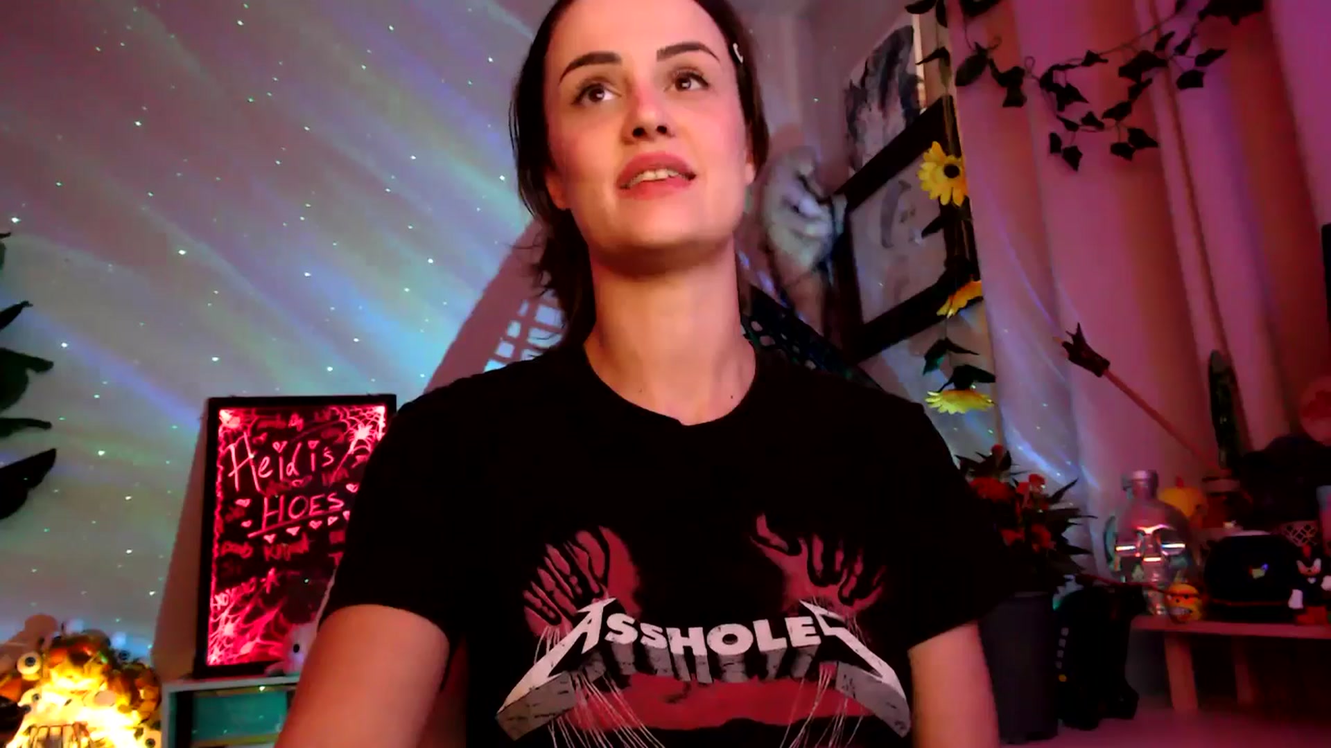 Gallery image thumbnail from HeidiKlumsy's myfreecams stream on, 11/05/2025, 23:00 image 10 of 20