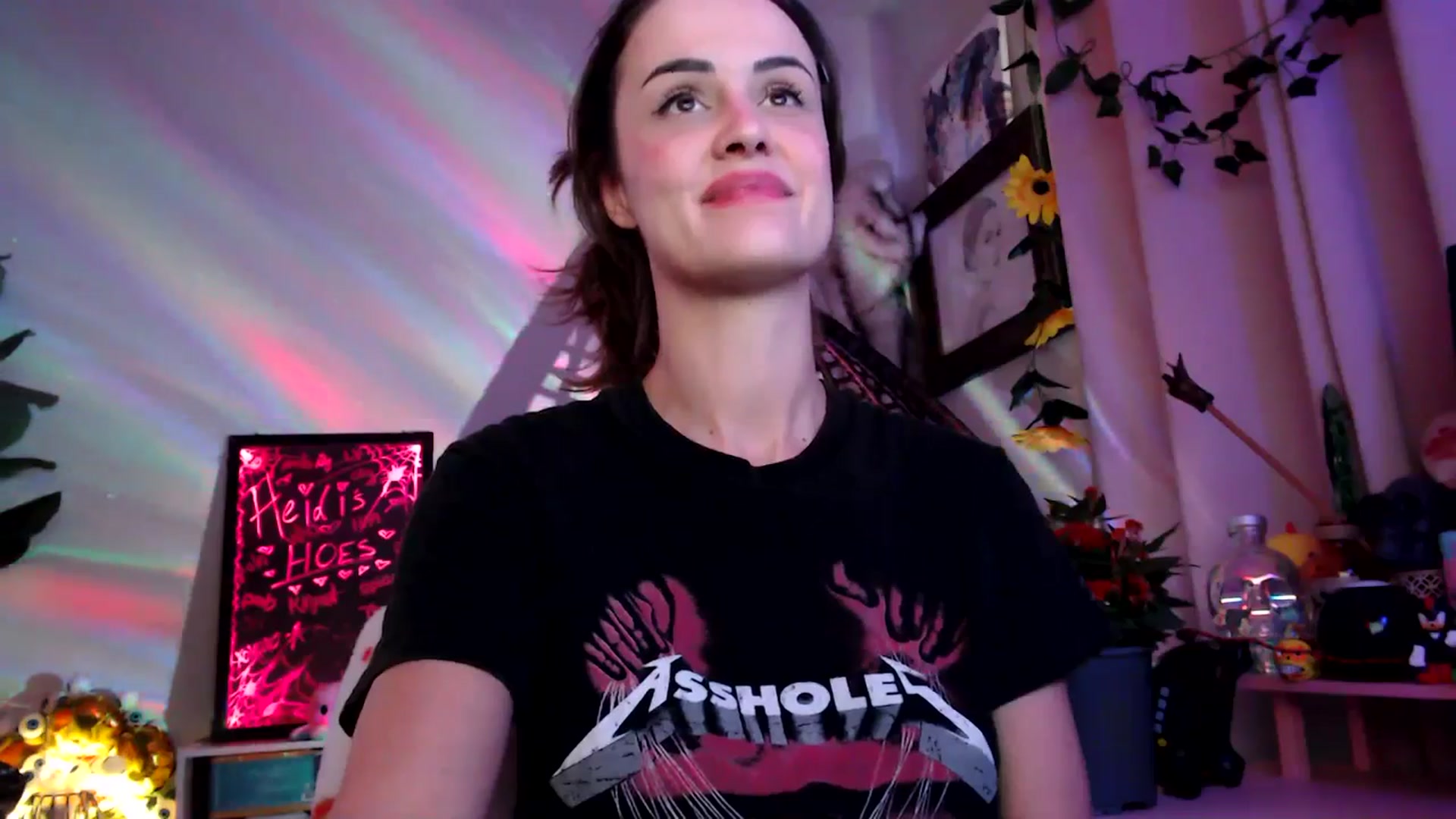 Gallery image thumbnail from HeidiKlumsy's myfreecams stream on, 11/05/2025, 23:00 image 13 of 20