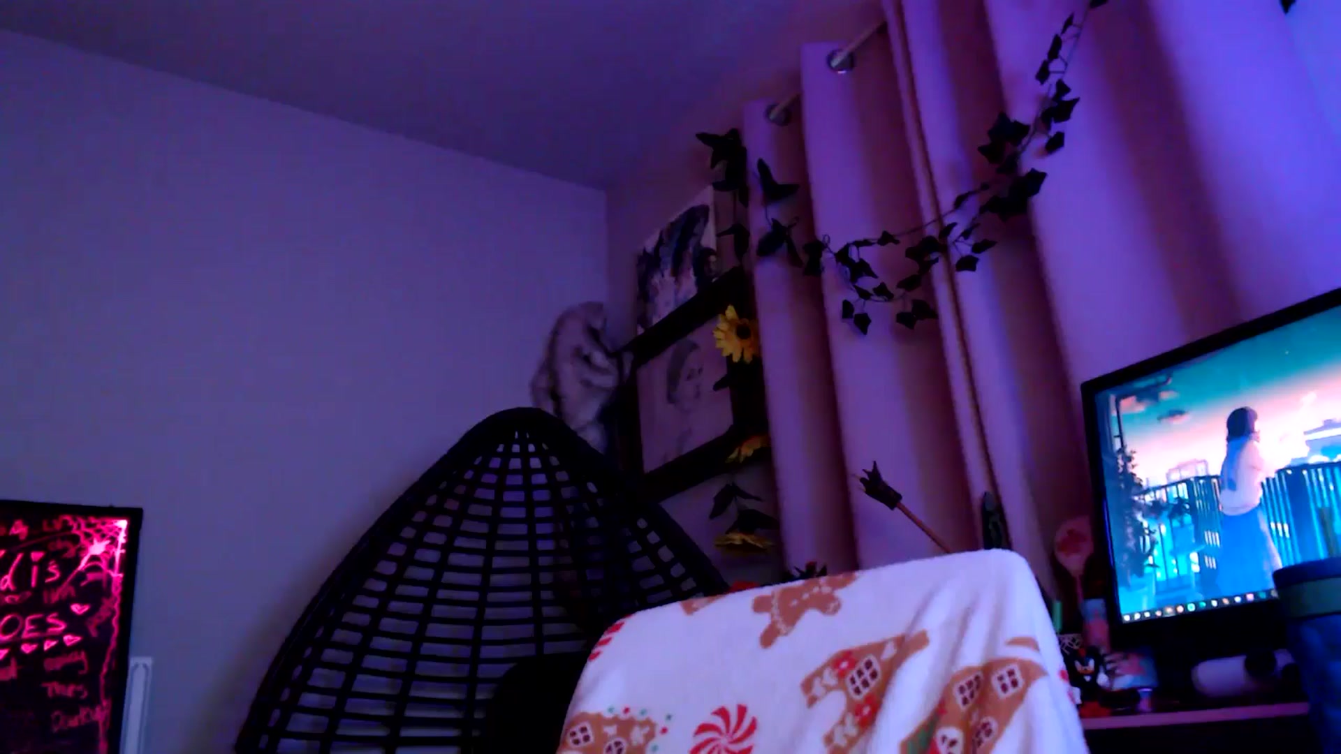 Gallery image thumbnail from HeidiKlumsy's myfreecams stream on, 11/05/2025, 23:44 image 18 of 20