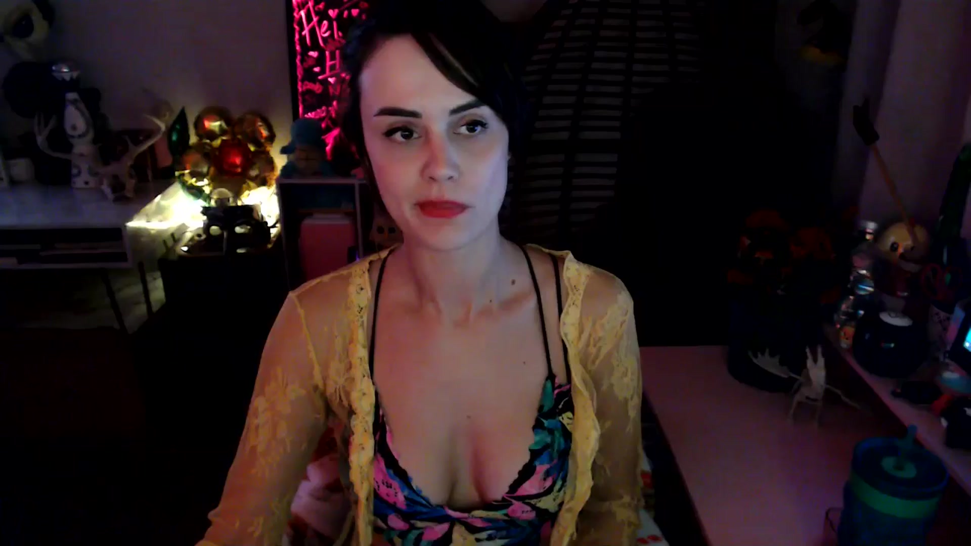 Gallery image thumbnail from HeidiKlumsy's myfreecams stream on, 11/06/2025, 04:21 image 3 of 20