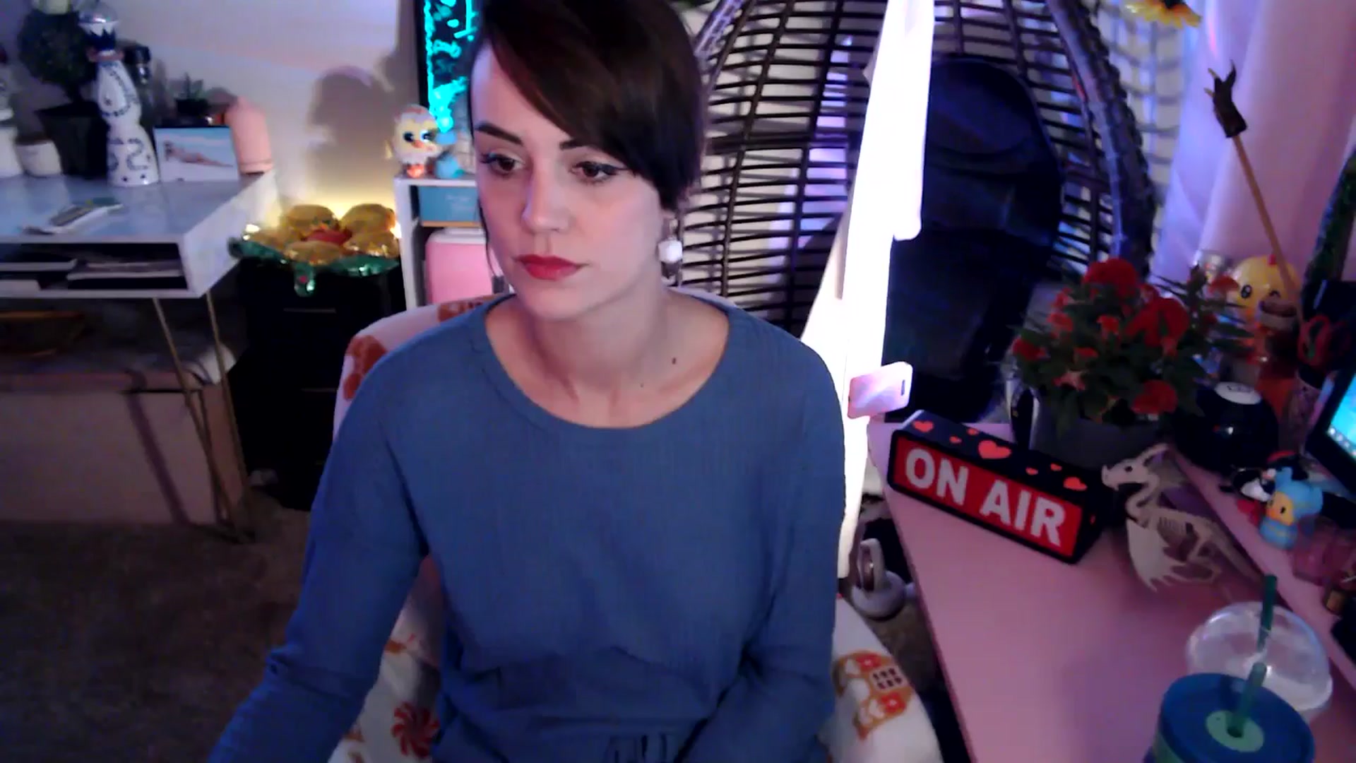Gallery image thumbnail from HeidiKlumsy's myfreecams stream on, 11/06/2025, 22:16 image 17 of 20