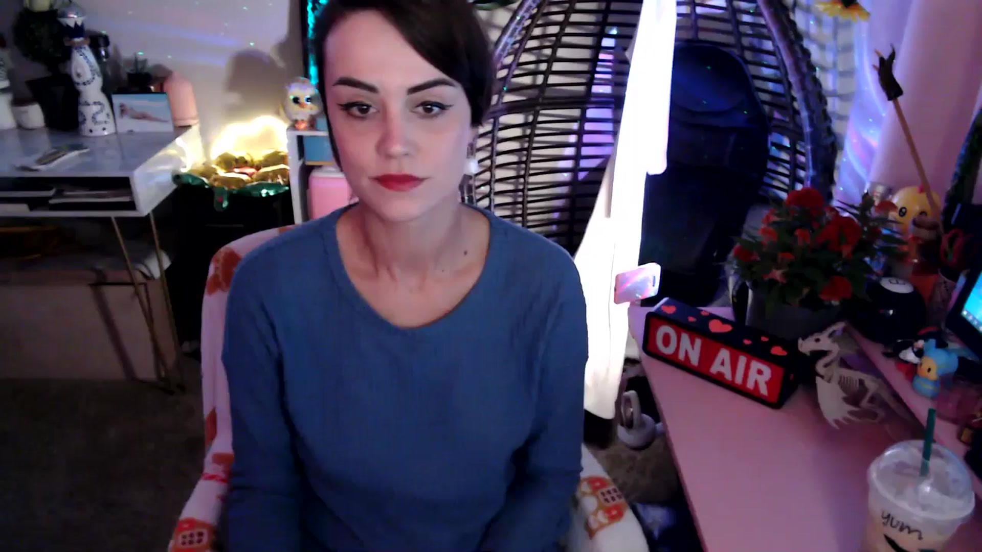Gallery image thumbnail from HeidiKlumsy's myfreecams stream on, 11/06/2025, 22:16 image 1 of 20