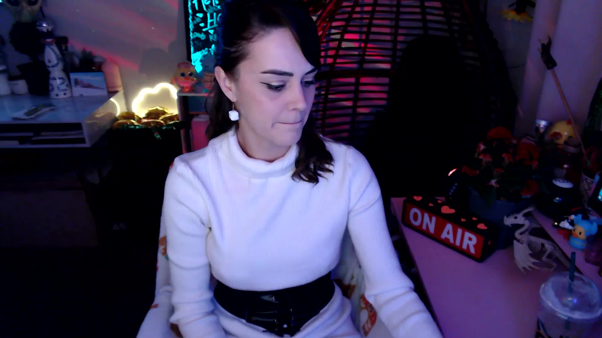 Gallery image thumbnail from HeidiKlumsy's myfreecams stream on, 11/06/2025, 23:38 image 7 of 20