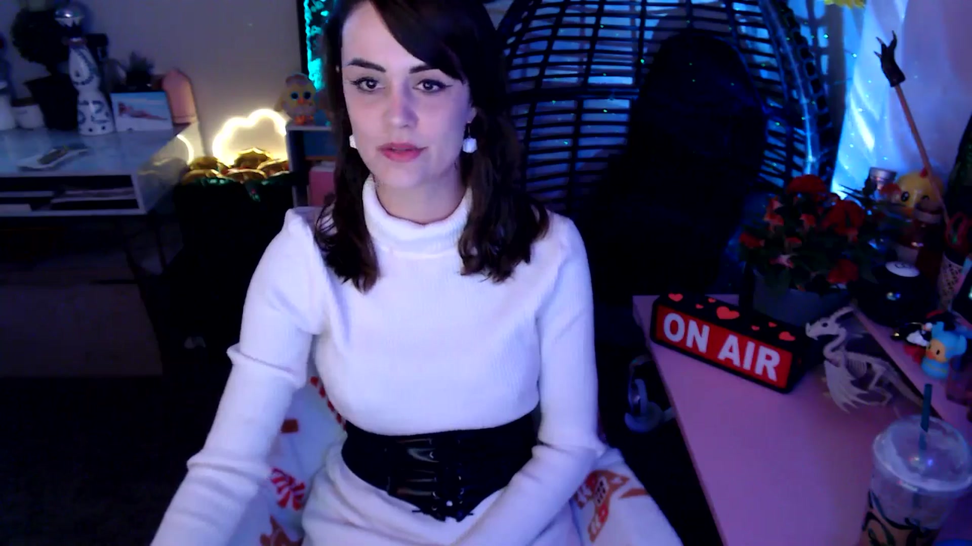 Gallery image thumbnail from HeidiKlumsy's myfreecams stream on, 11/06/2025, 23:38 image 5 of 20