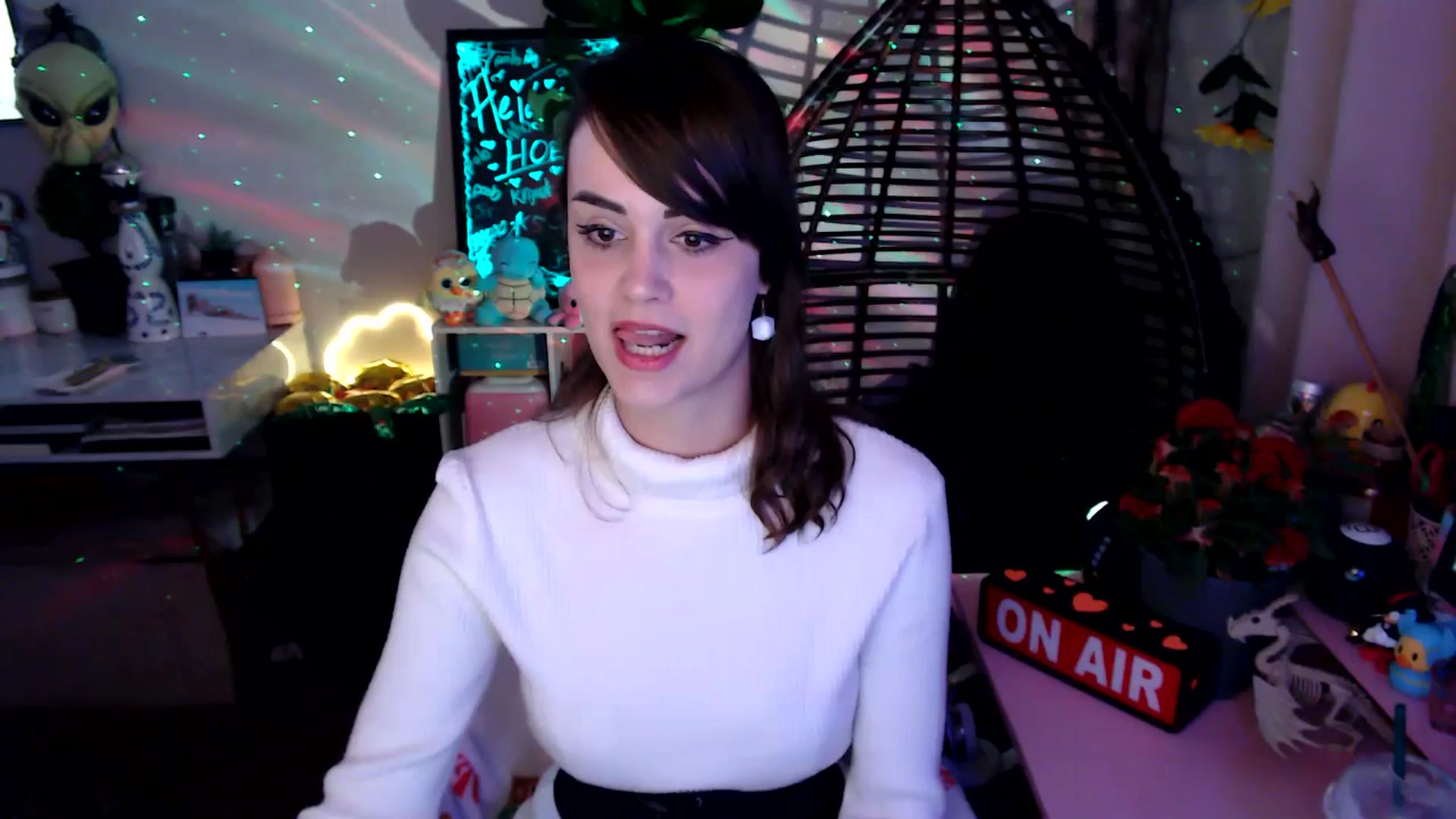 Gallery image thumbnail from HeidiKlumsy's myfreecams stream on, 11/06/2025, 23:38 image 10 of 20