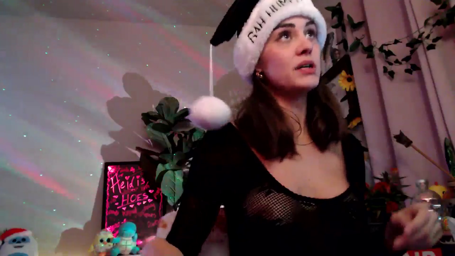 Gallery image thumbnail from HeidiKlumsy's myfreecams stream on, 11/10/2025, 02:13 image 17 of 20