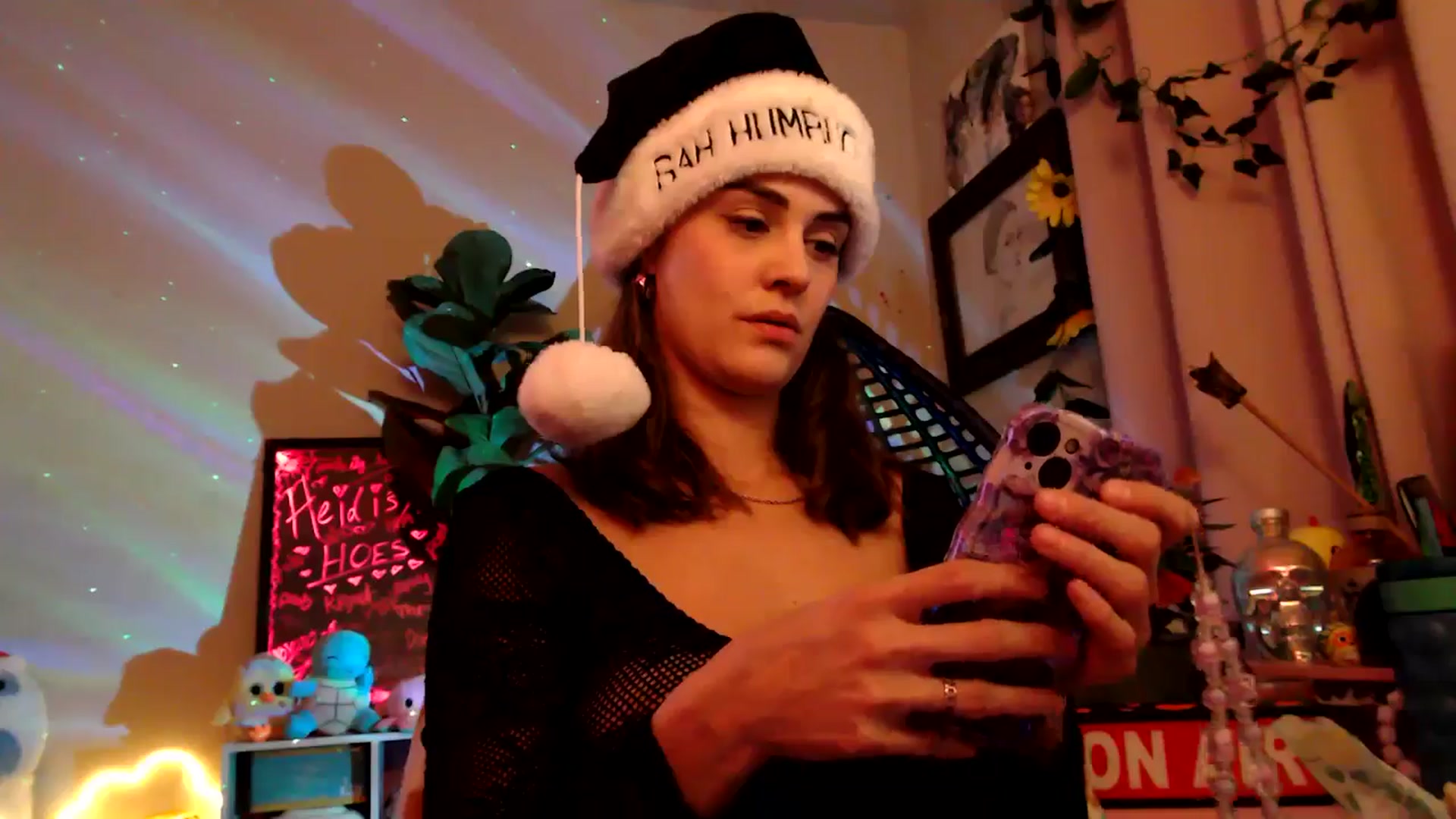 Gallery image thumbnail from HeidiKlumsy's myfreecams stream on, 11/10/2025, 02:13 image 18 of 20