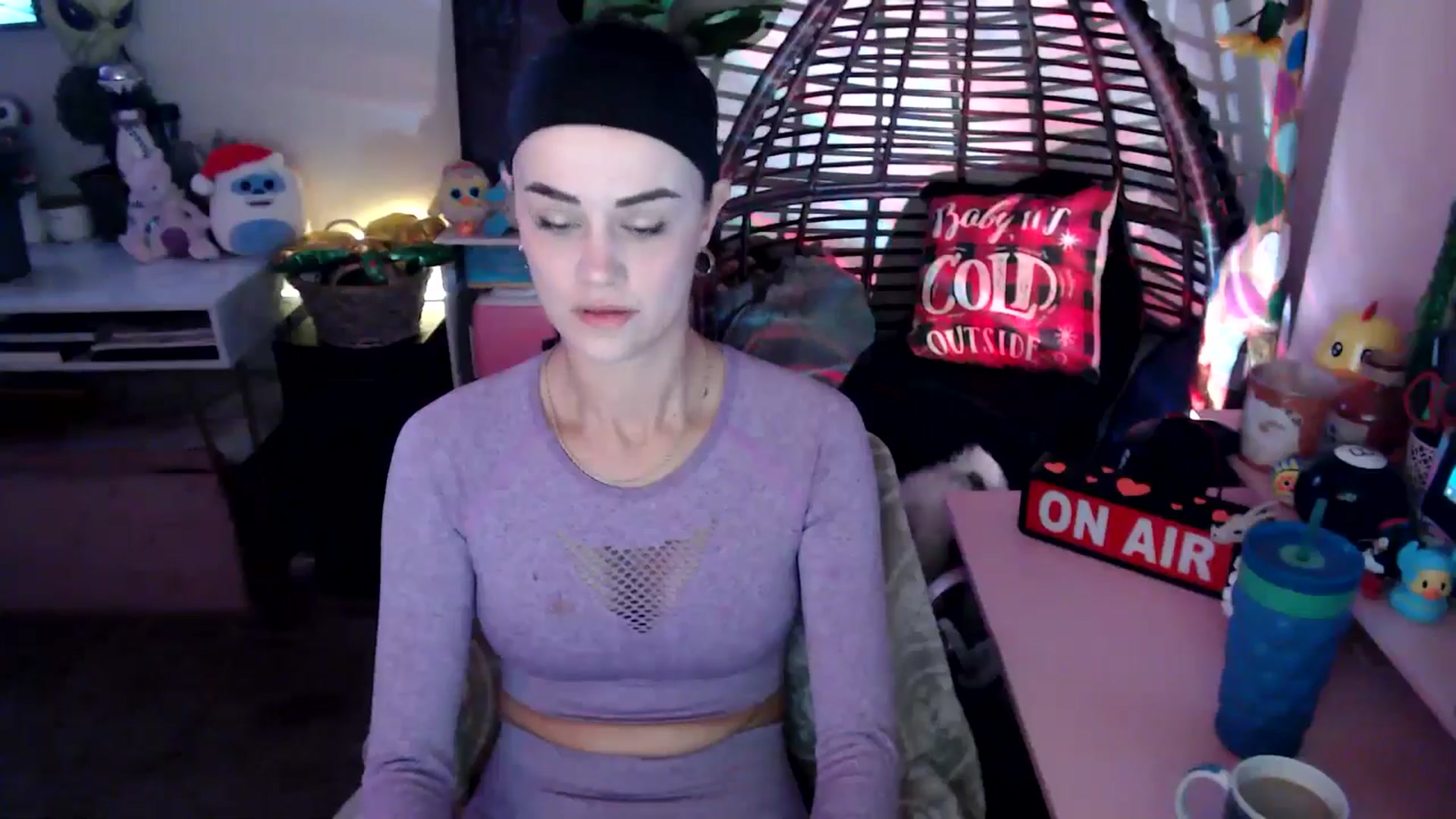 Gallery image thumbnail from HeidiKlumsy's myfreecams stream on, 11/10/2025, 21:31 image 3 of 20