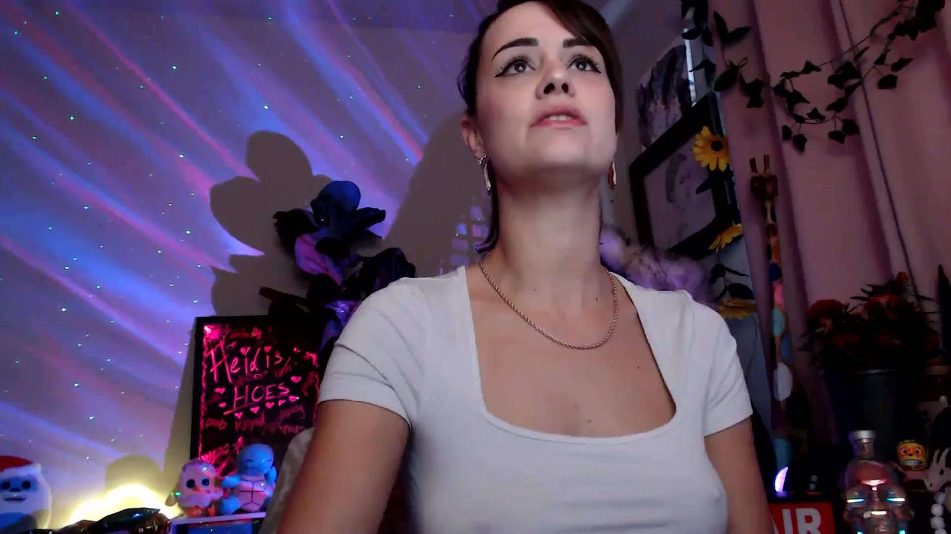 Gallery image thumbnail from HeidiKlumsy's myfreecams stream on, 11/11/2025, 20:12 image 6 of 20